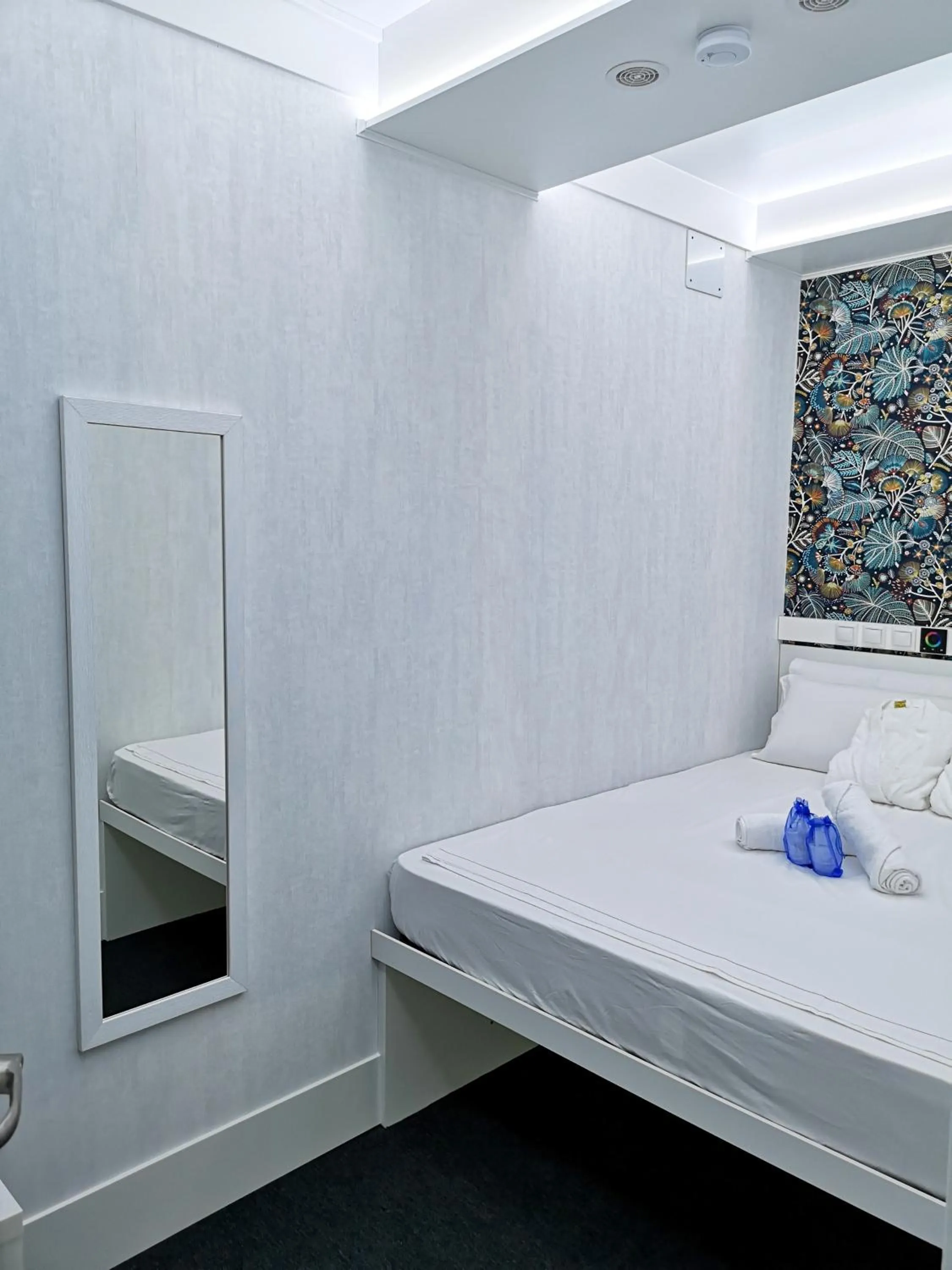 Bed in Modular Rooms