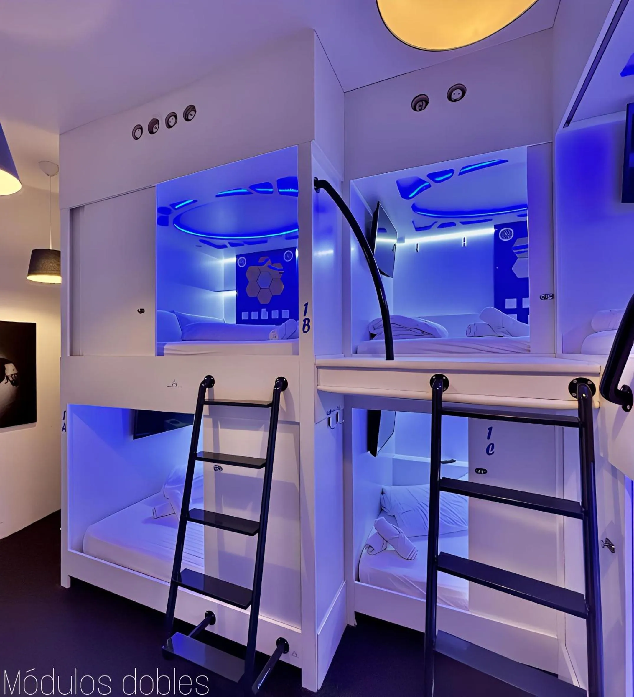 Bed in Modular Rooms