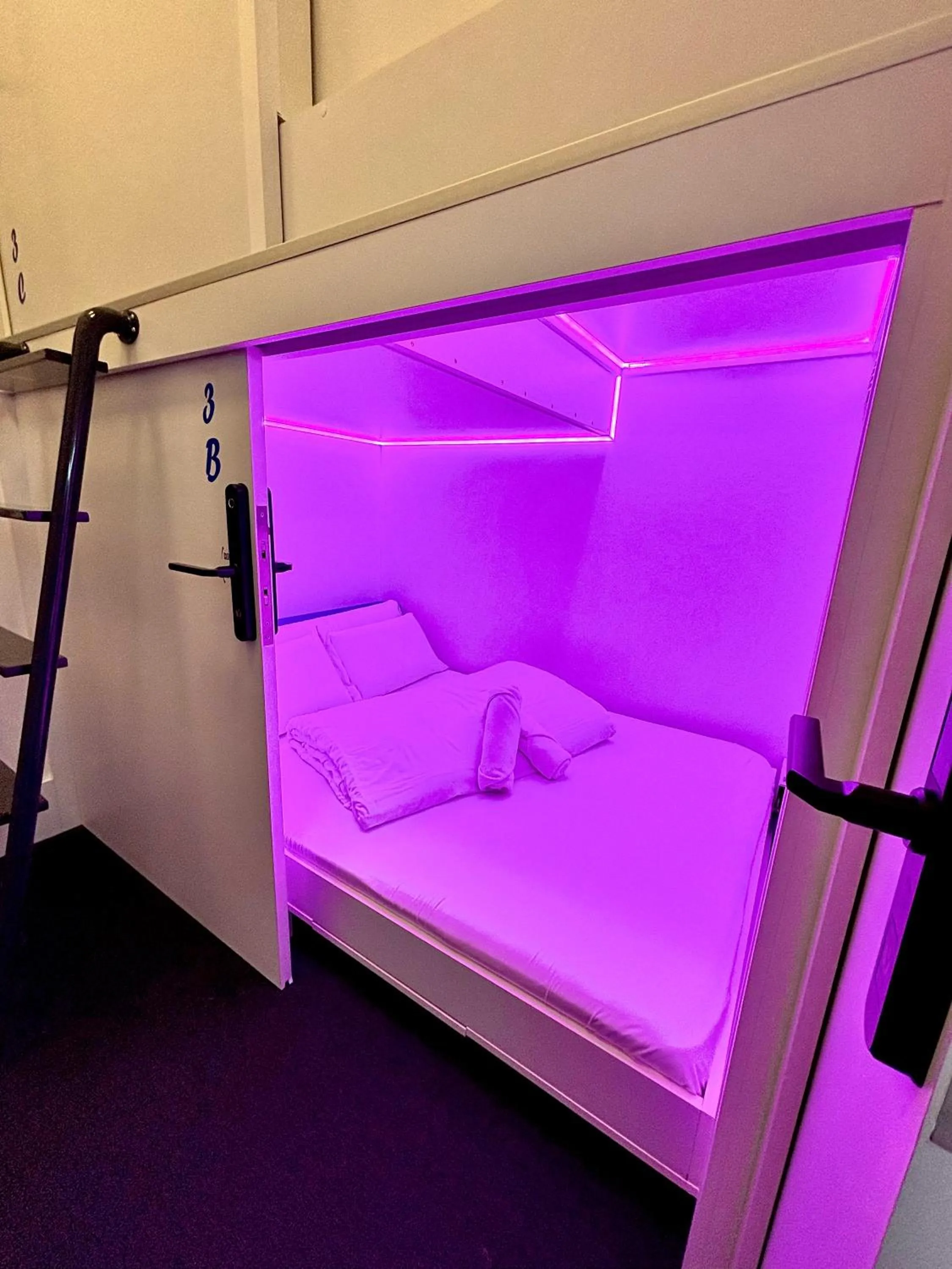 Bed in Modular Rooms