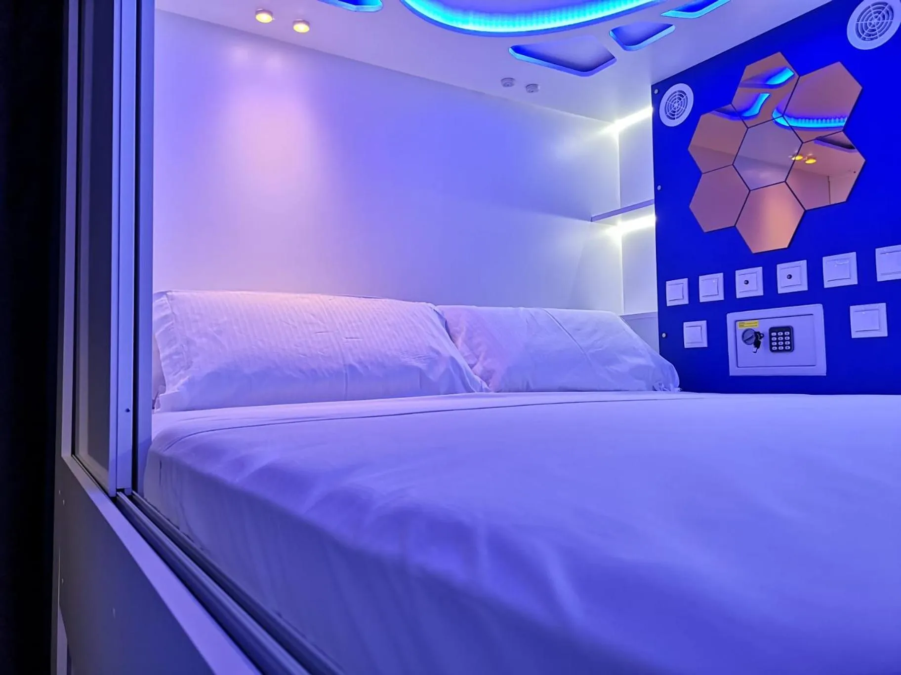 Bed in Modular Rooms