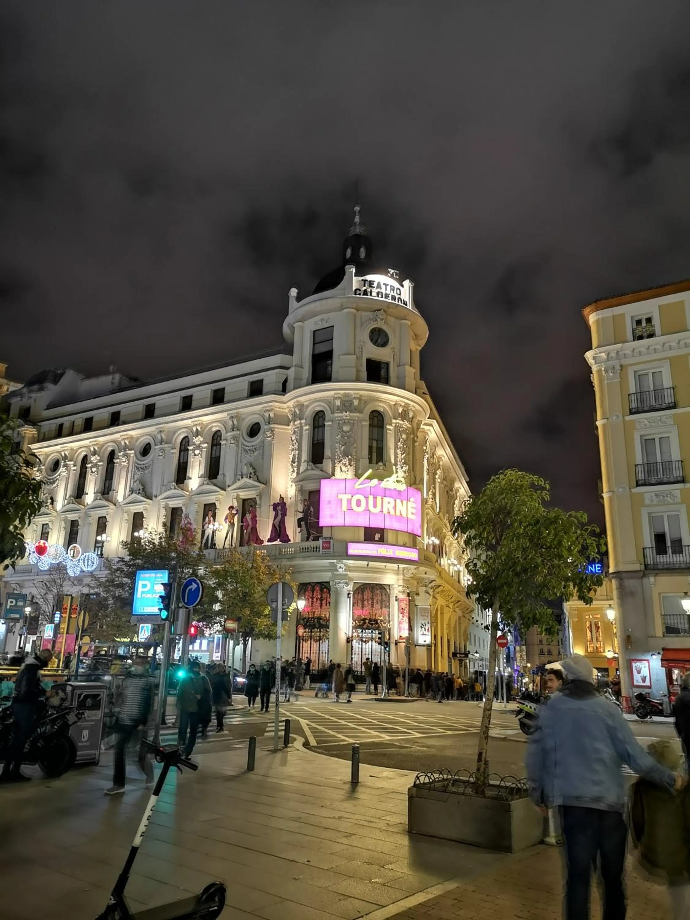 Nearby landmark in Modular Rooms