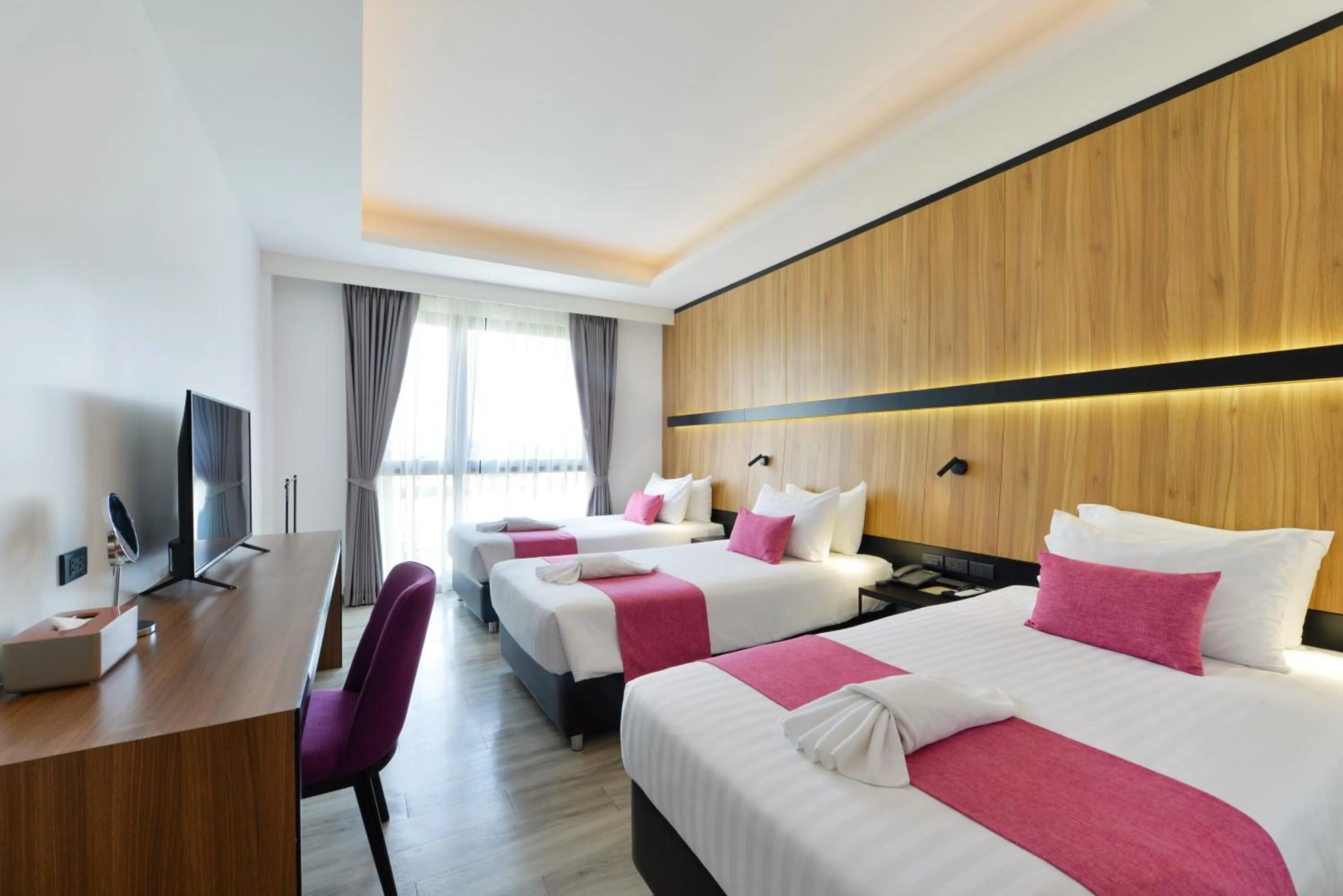 Bed in Gate43 Airport Hotel