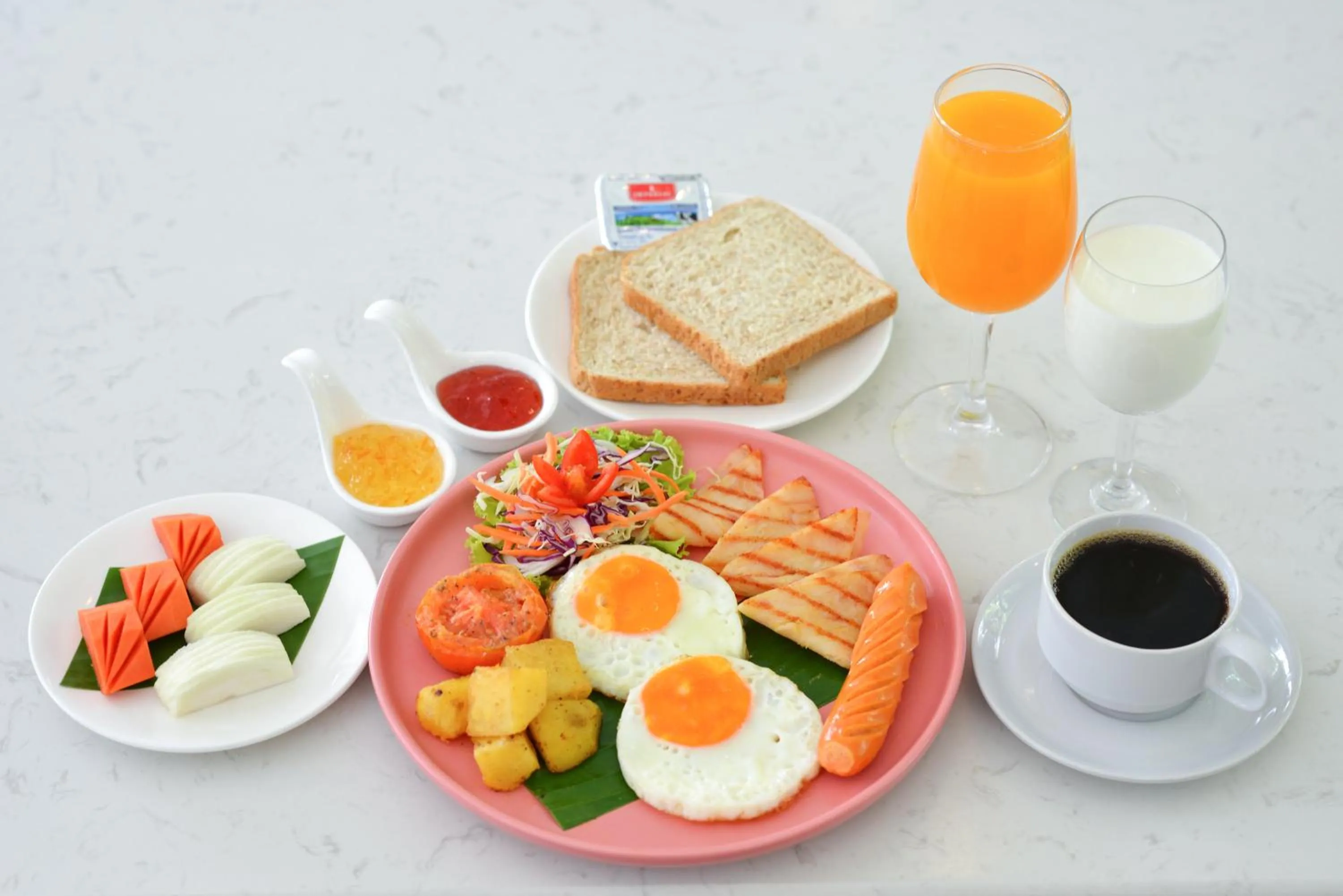 Breakfast in Gate43 Airport Hotel