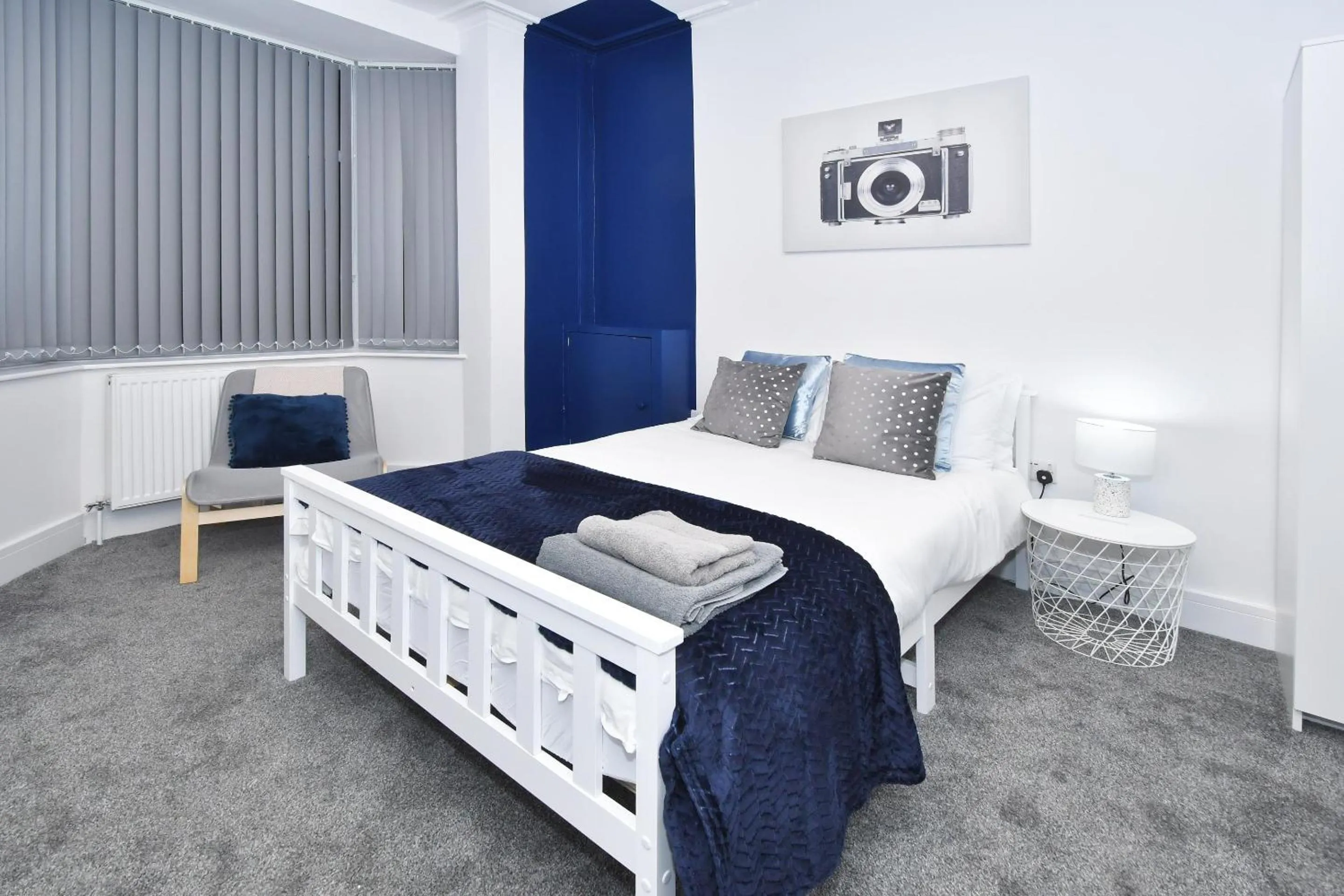 Bedroom, Bed in Townhouse @ 42 Minshull New Road Crewe