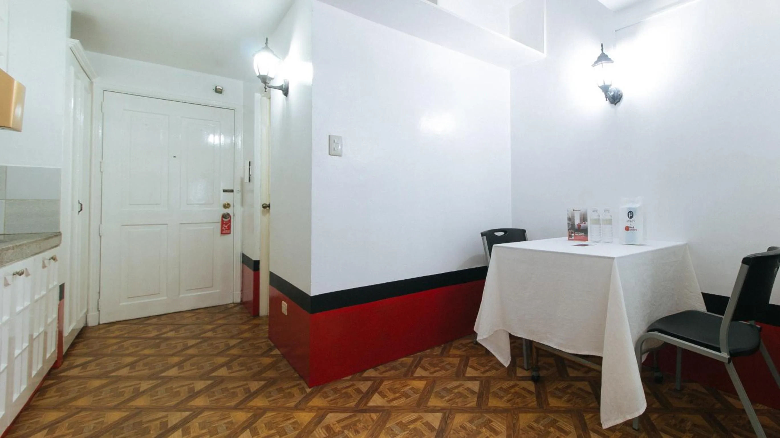 Dining area in RedDoorz at The Providence Tower