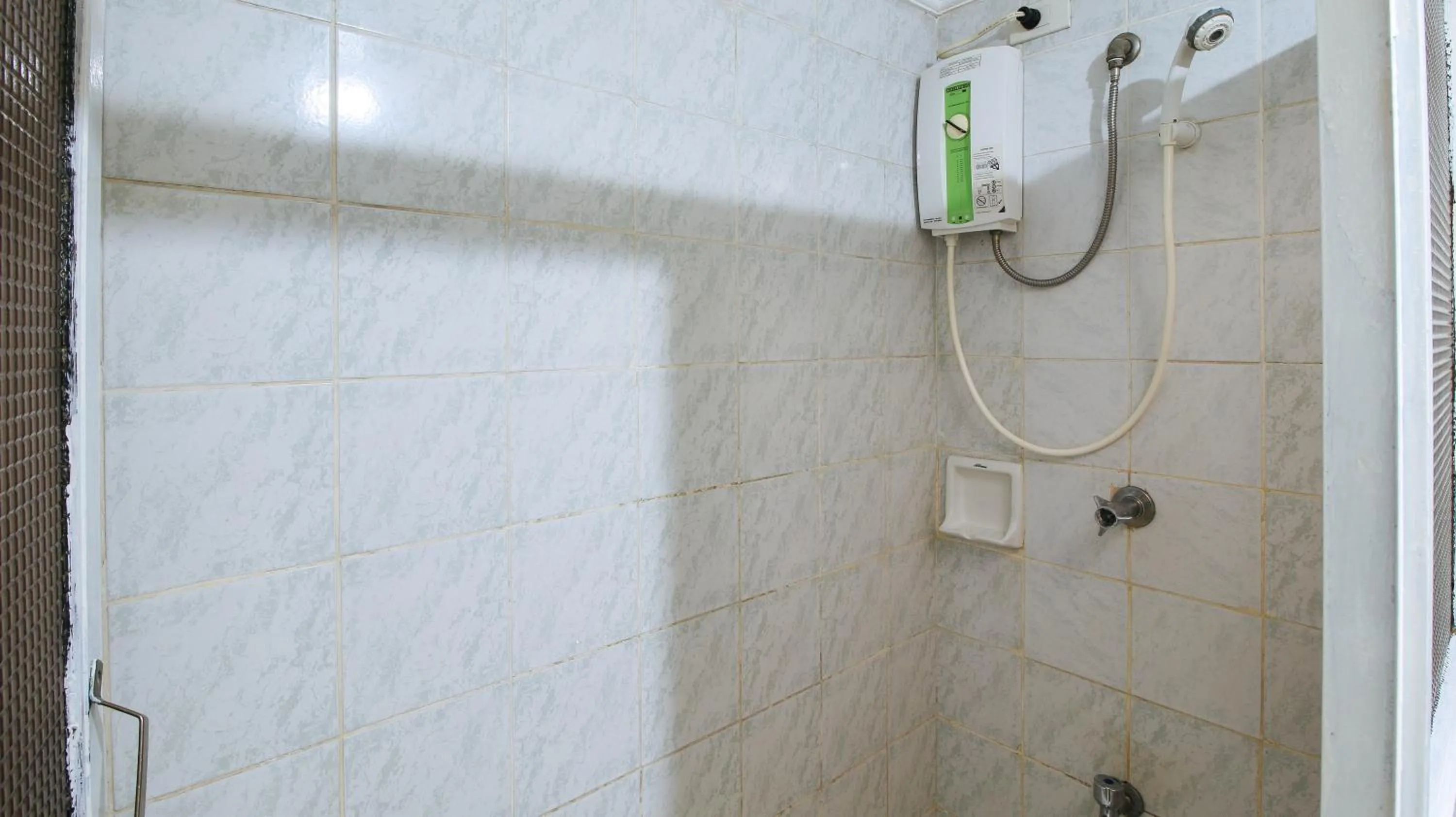 Bathroom in RedDoorz at The Providence Tower