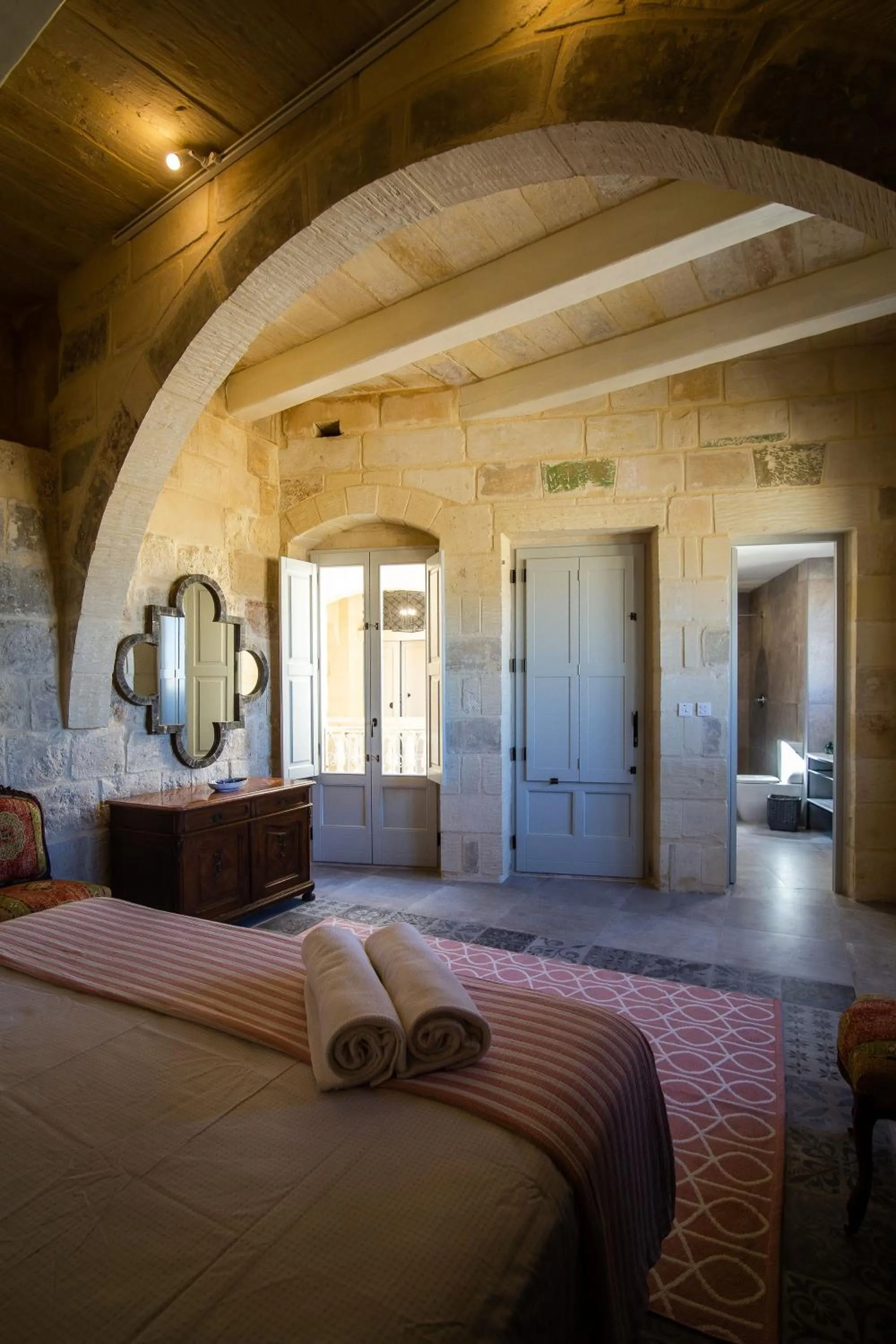 Bedroom, Bed in Palazzino Birgu Host Family Bed and Breakfast