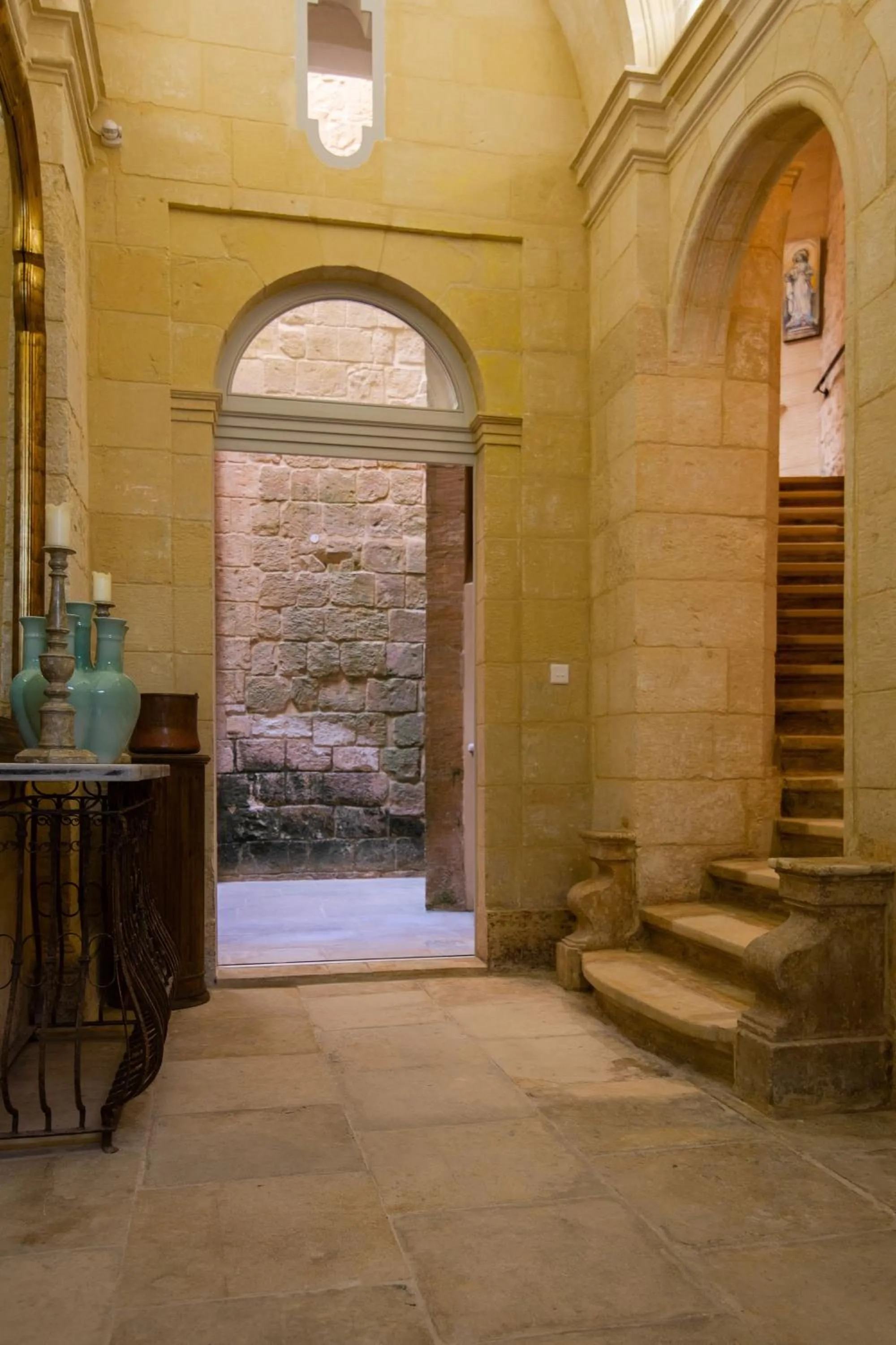 Lobby or reception in Palazzino Birgu Host Family Bed and Breakfast