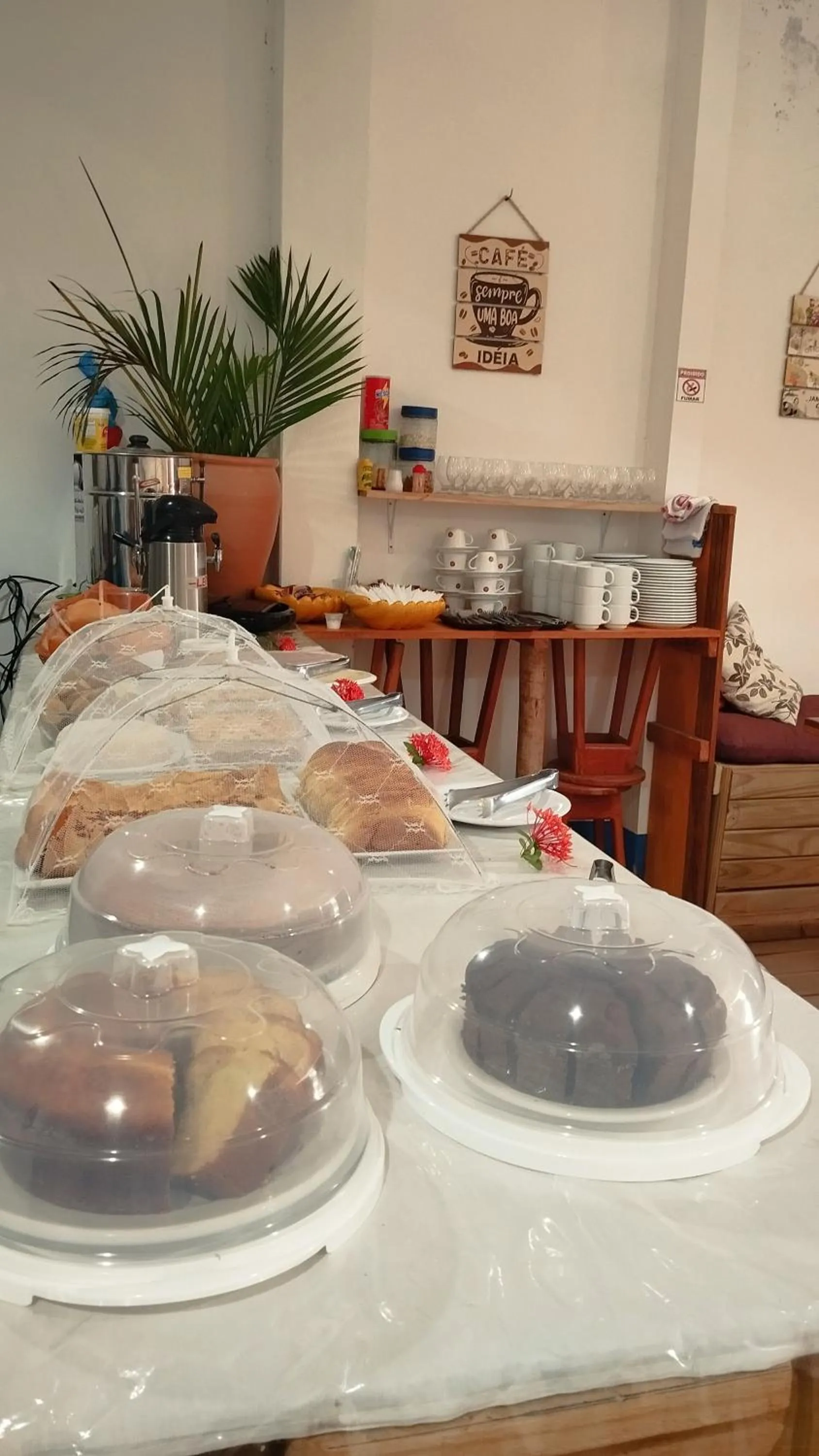 Food and drinks in Pousada Ponta da Baleia