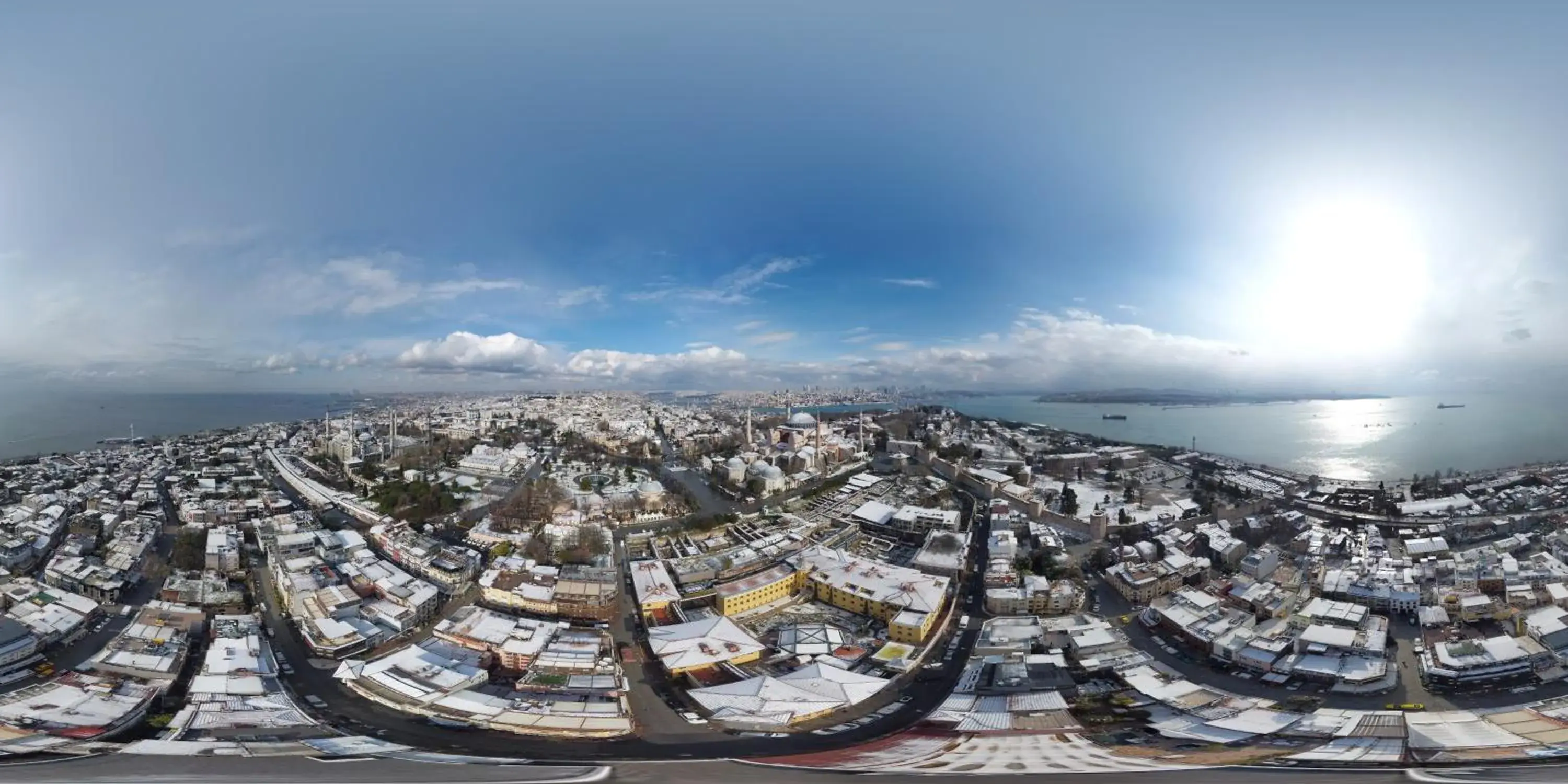 Deluxe Double Room with Shower in Bahaus Guest House - Near Sultanahmet & Hagia Sophia Deluxe Double Room with Shower in Bahaus Guest House - Near Sultanahmet & Hagia Sophia