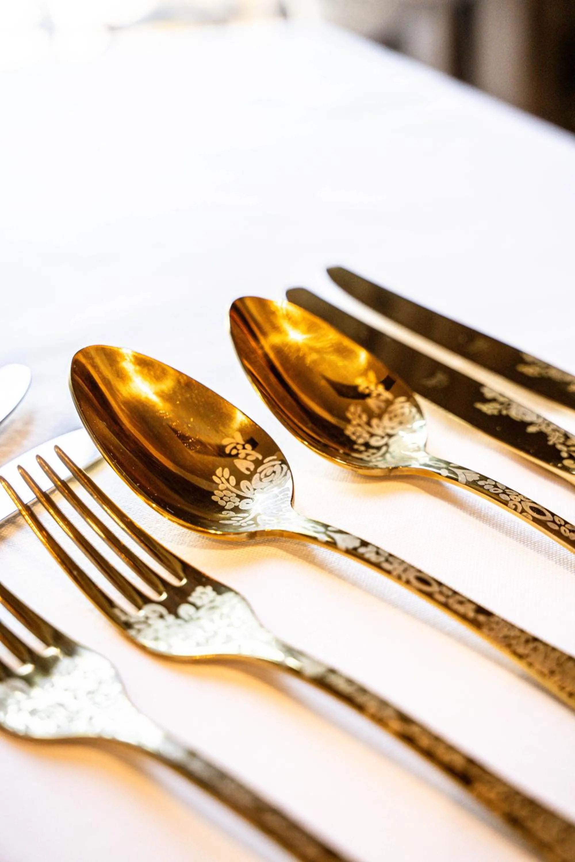 Restaurant/places to eat in Envy Hotel