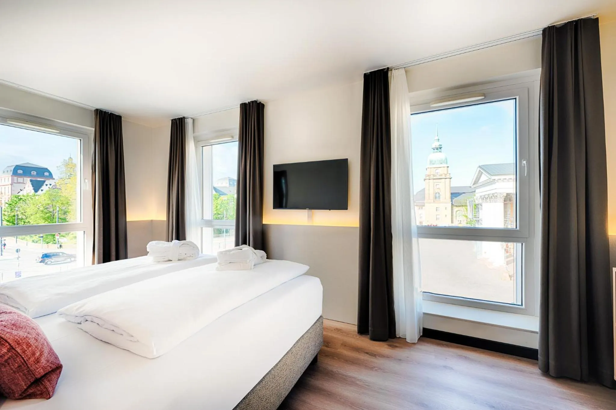 Landmark view, Bed in Welcome Hotel Darmstadt City Center