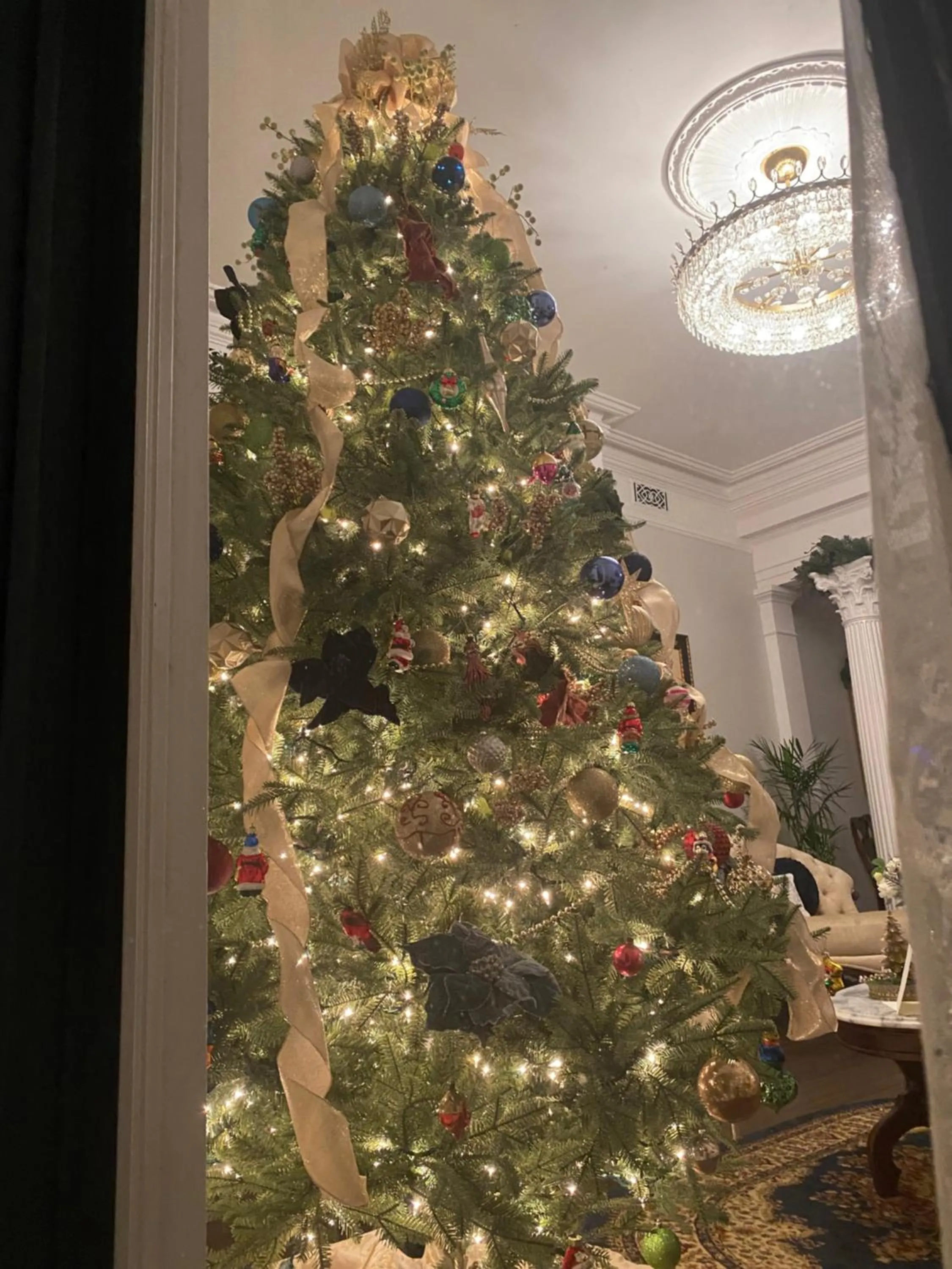 Property building in Belle Louise Historic Bed & Breakfast