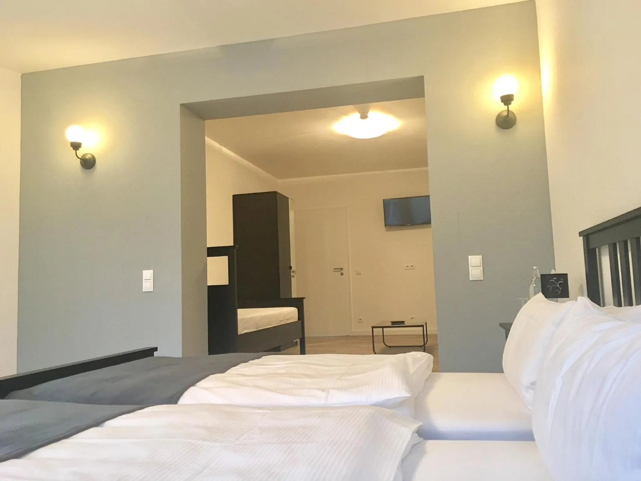 Photo of the whole room, Bed in Hotel Schwarzes Ross