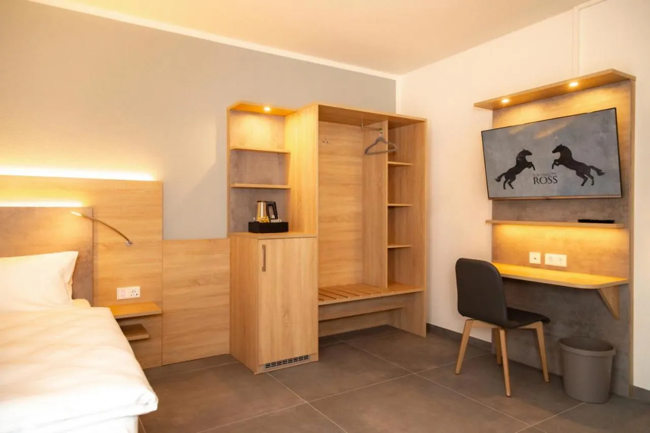 Bed in Hotel Schwarzes Ross