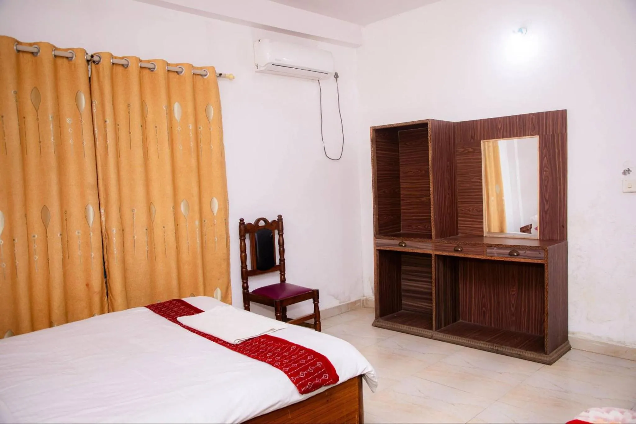 Bed in Hotel Misty Nepal