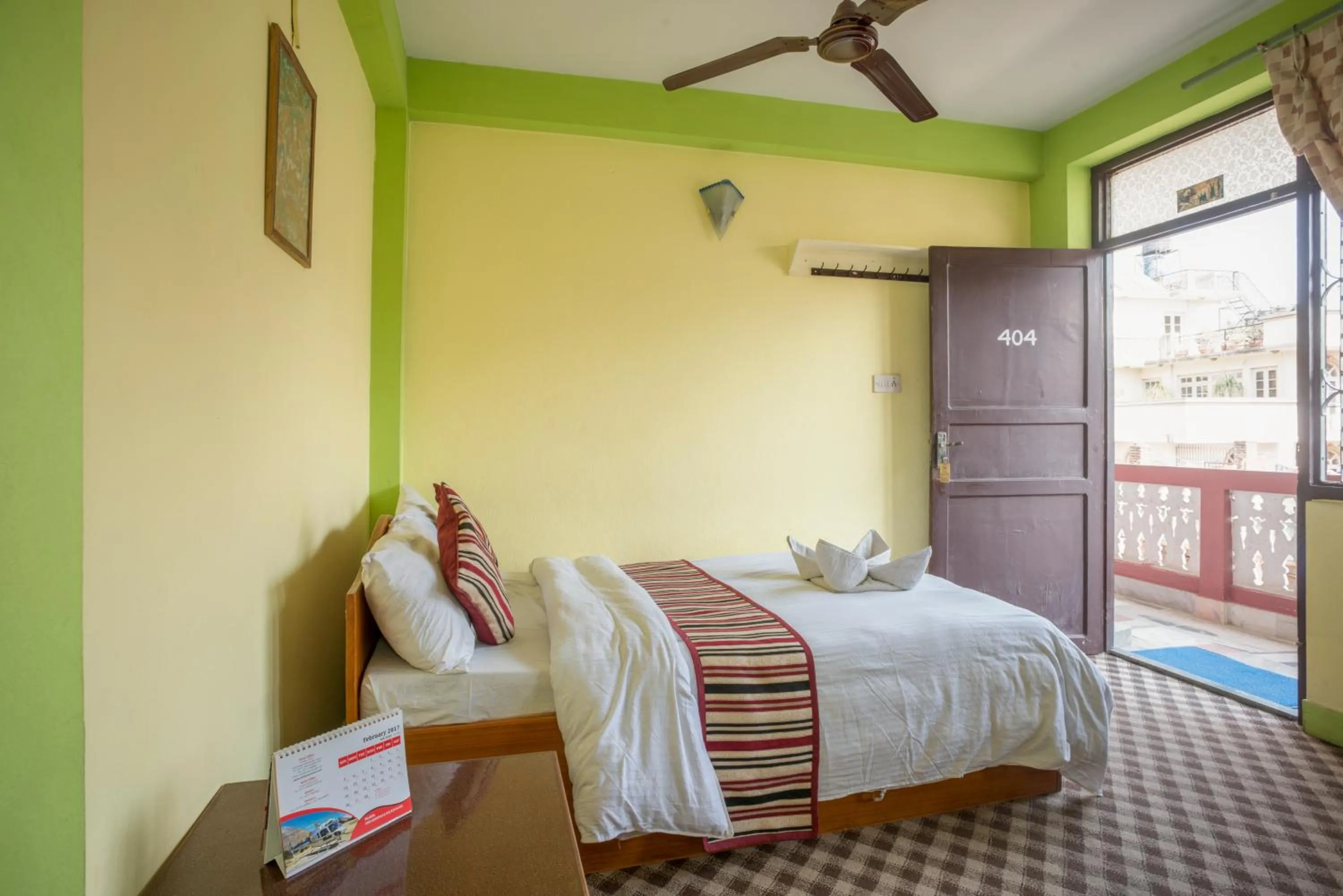 Bedroom, Bed in Hotel Yala Peak