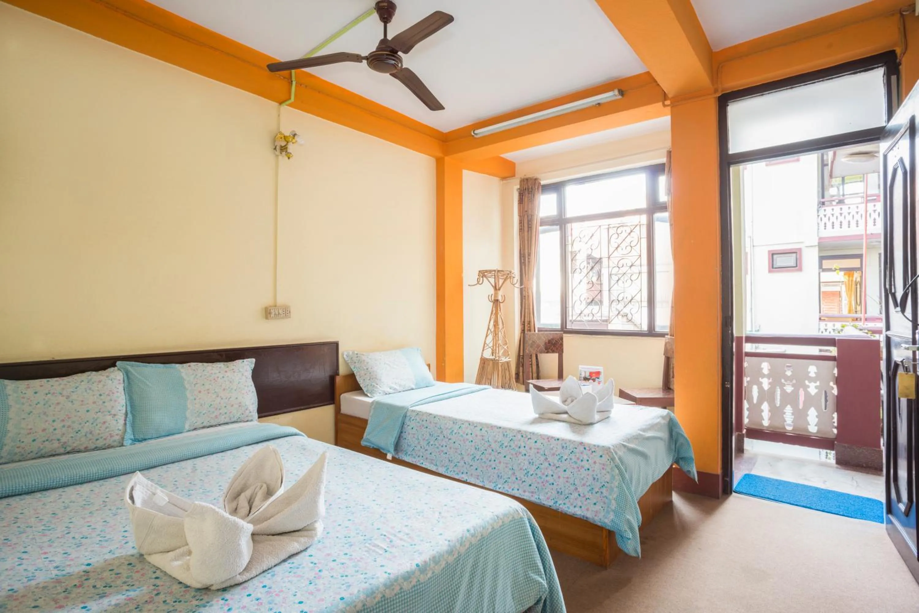 Bedroom, Bed in Hotel Yala Peak