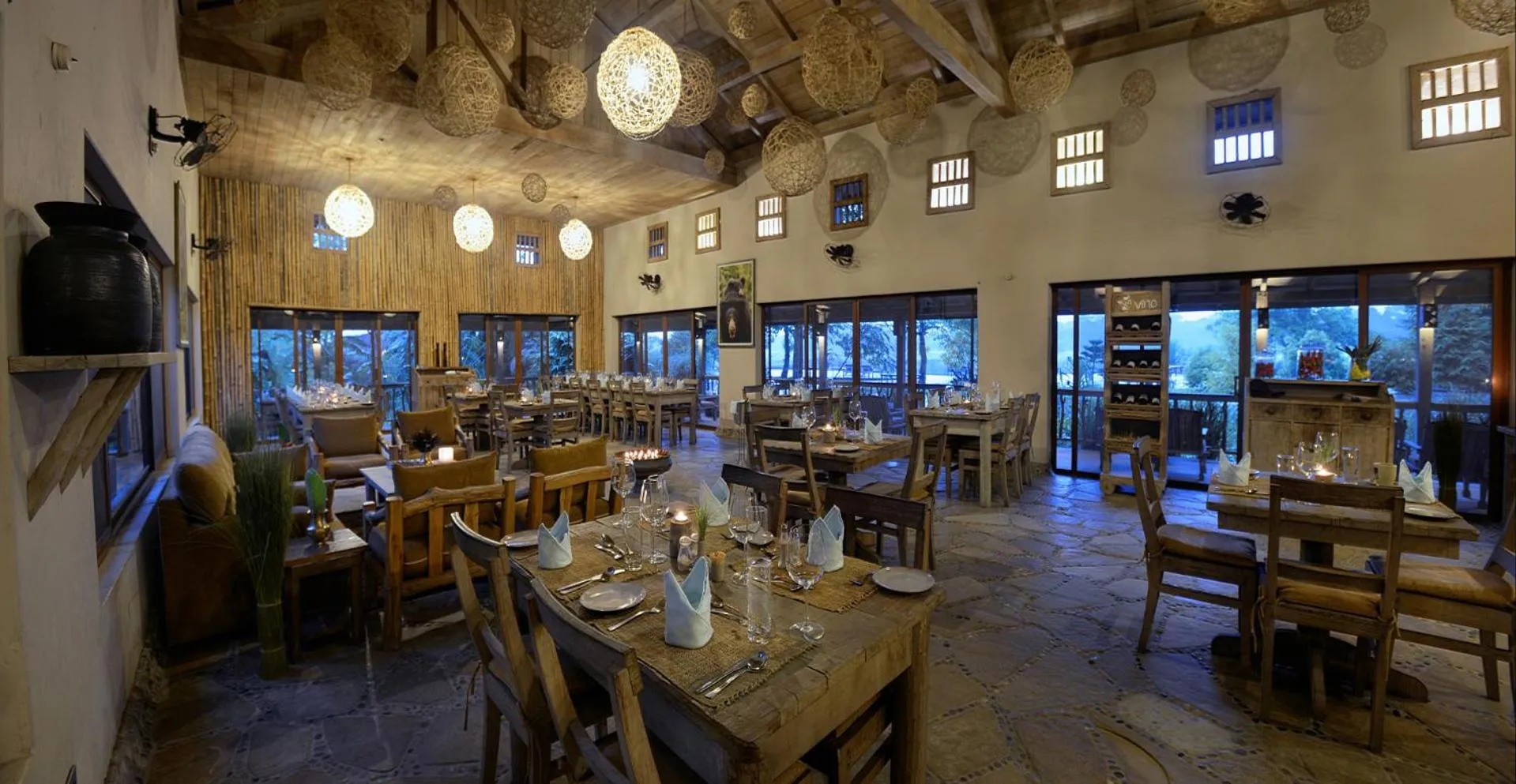 Restaurant/places to eat in Barahi Jungle Lodge