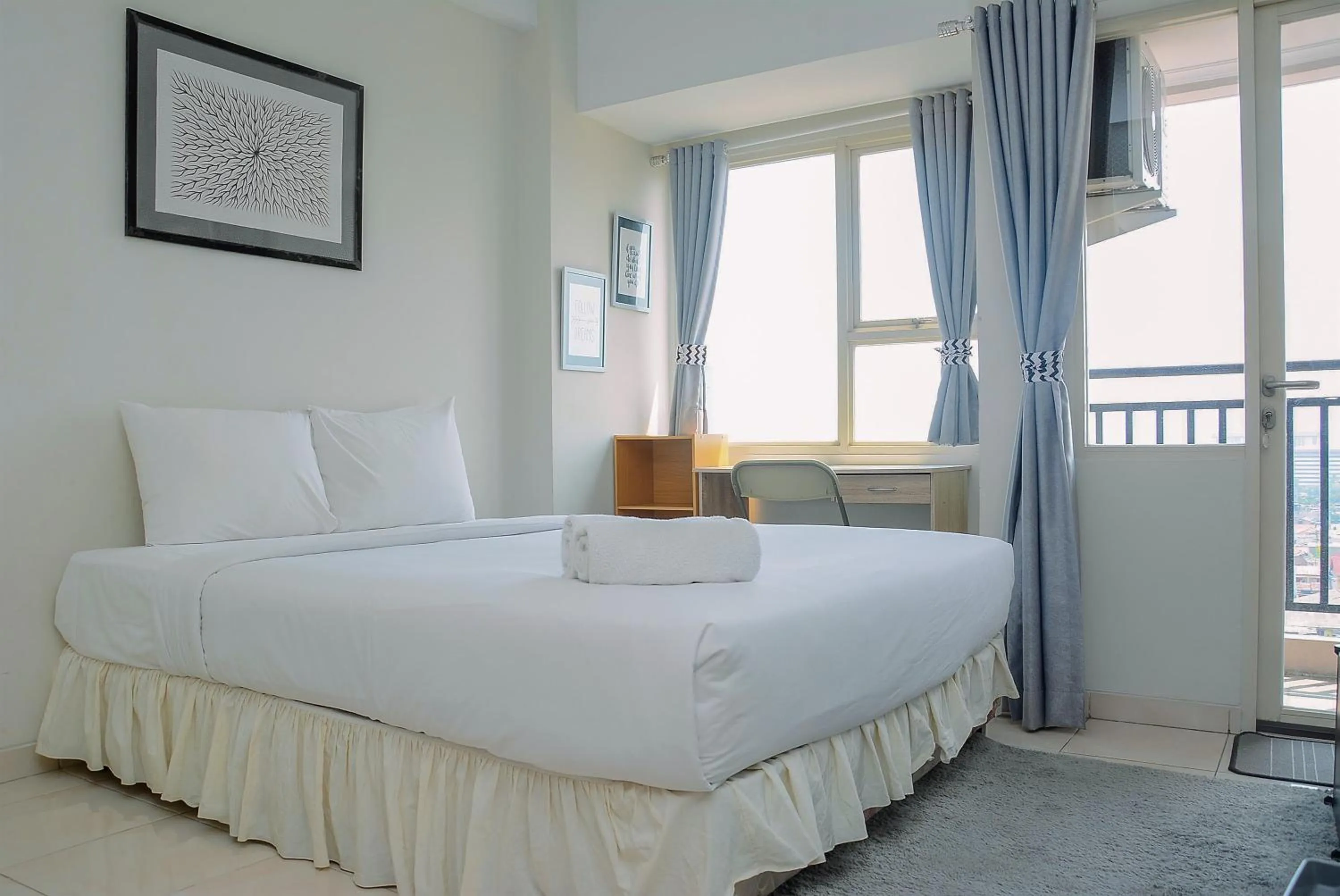 Elegant Studio Apartment Margonda Residence 5 By Travelio