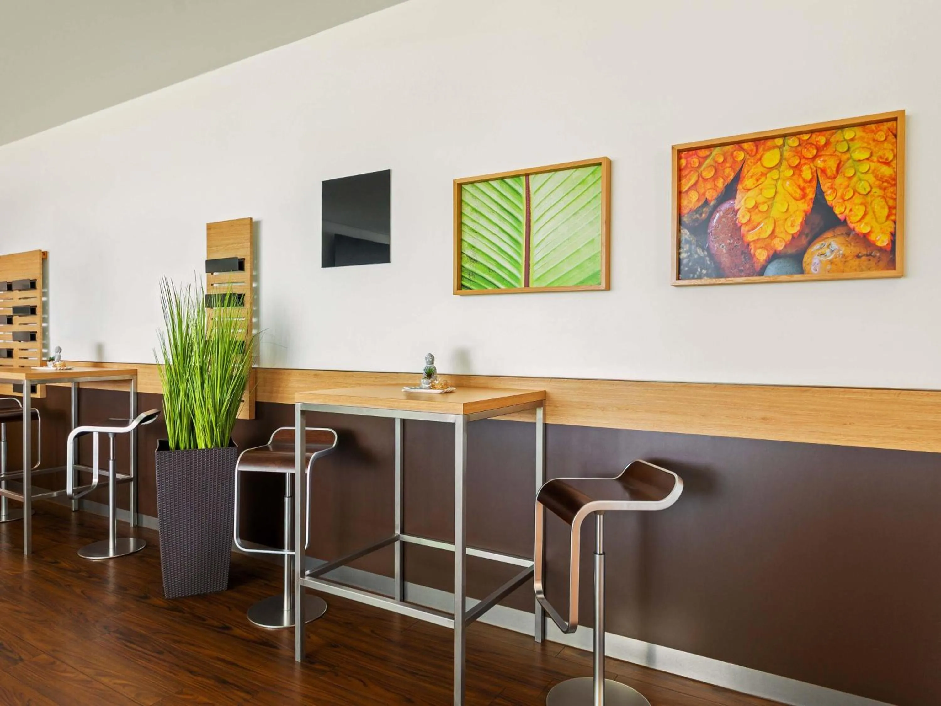 Lobby or reception in B&B Hotel Bochum Hbf-Süd