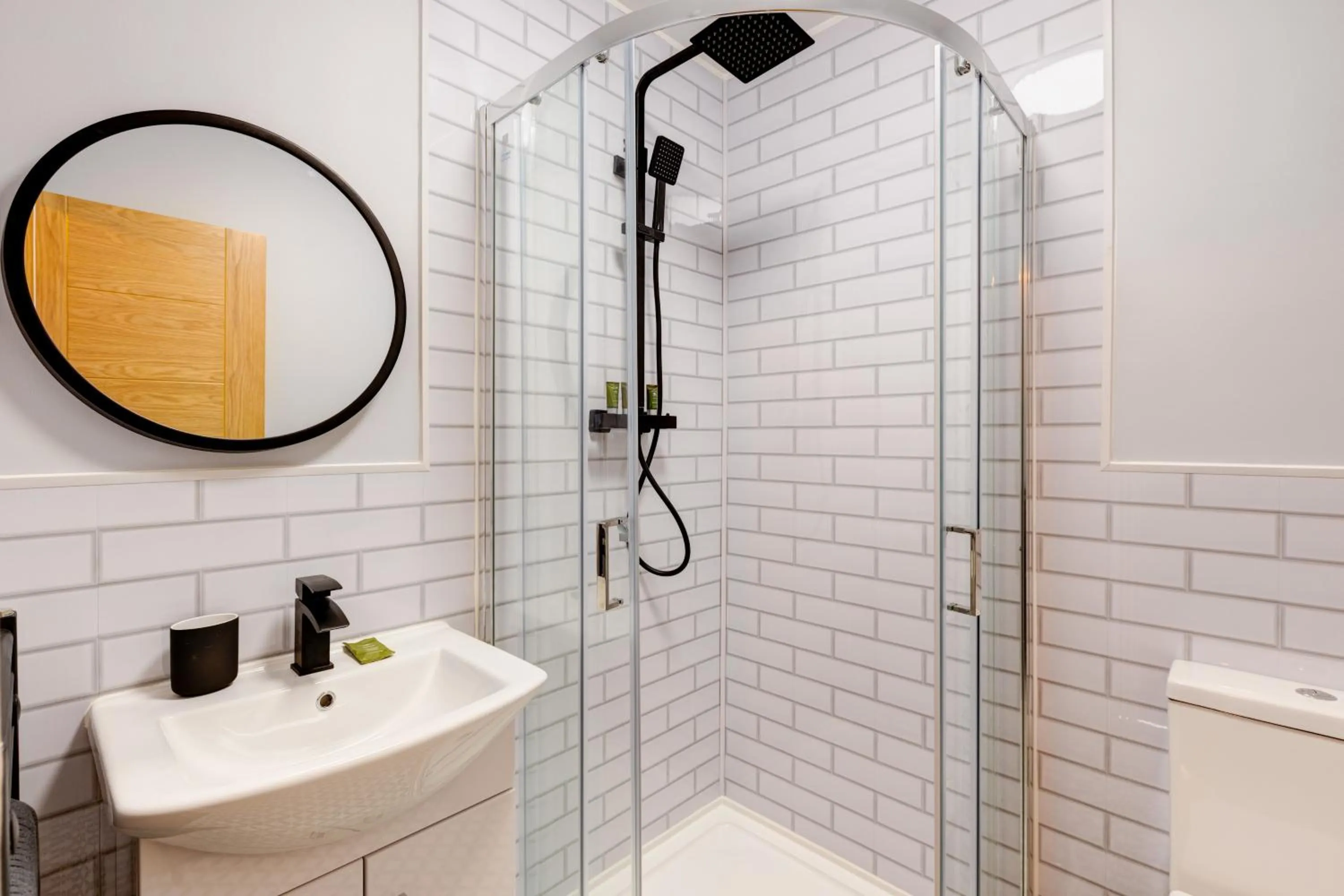 Bondgate Hotel East Midlands Airport