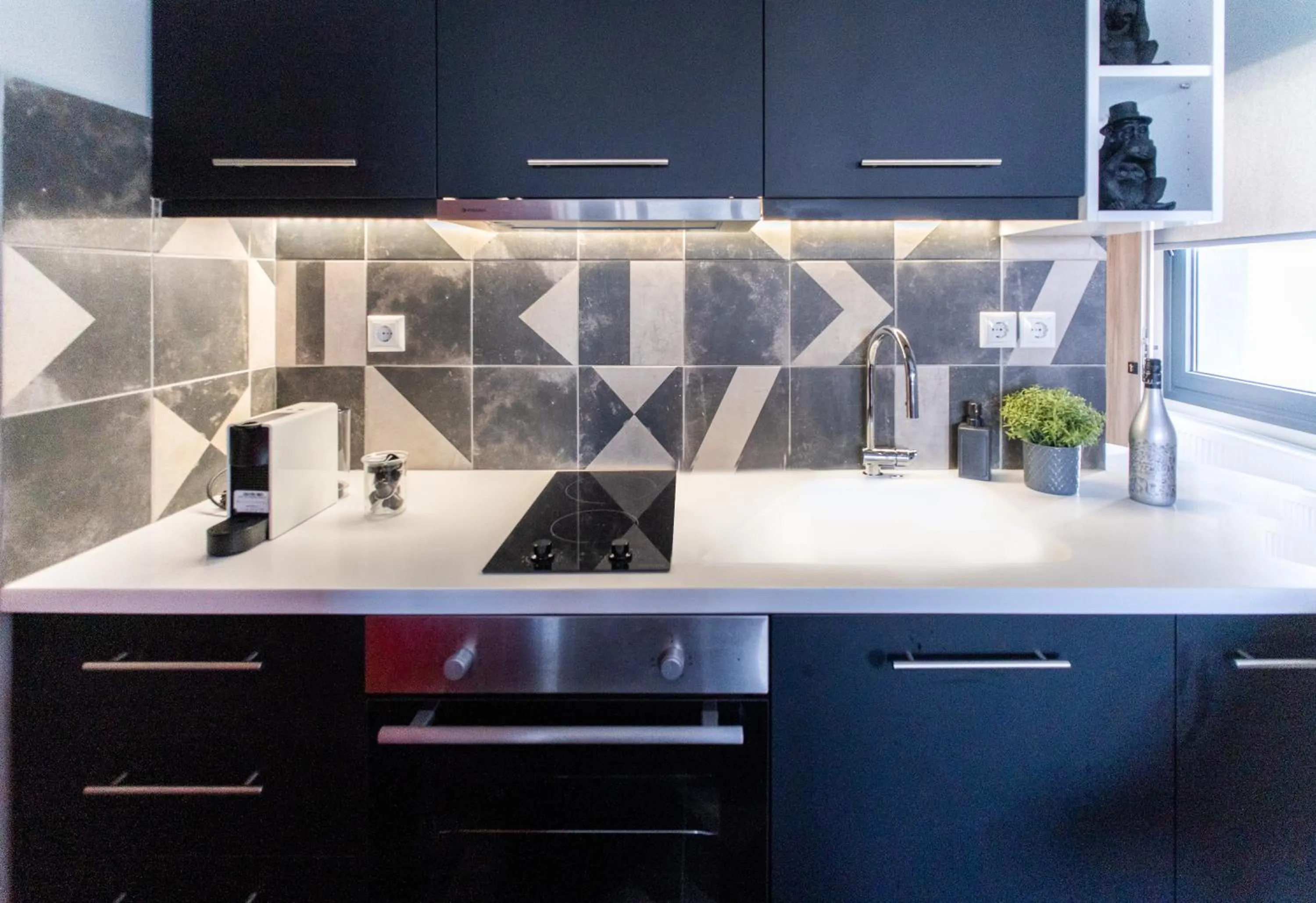 Coffee/tea facilities in Salina Premium Residences Volos