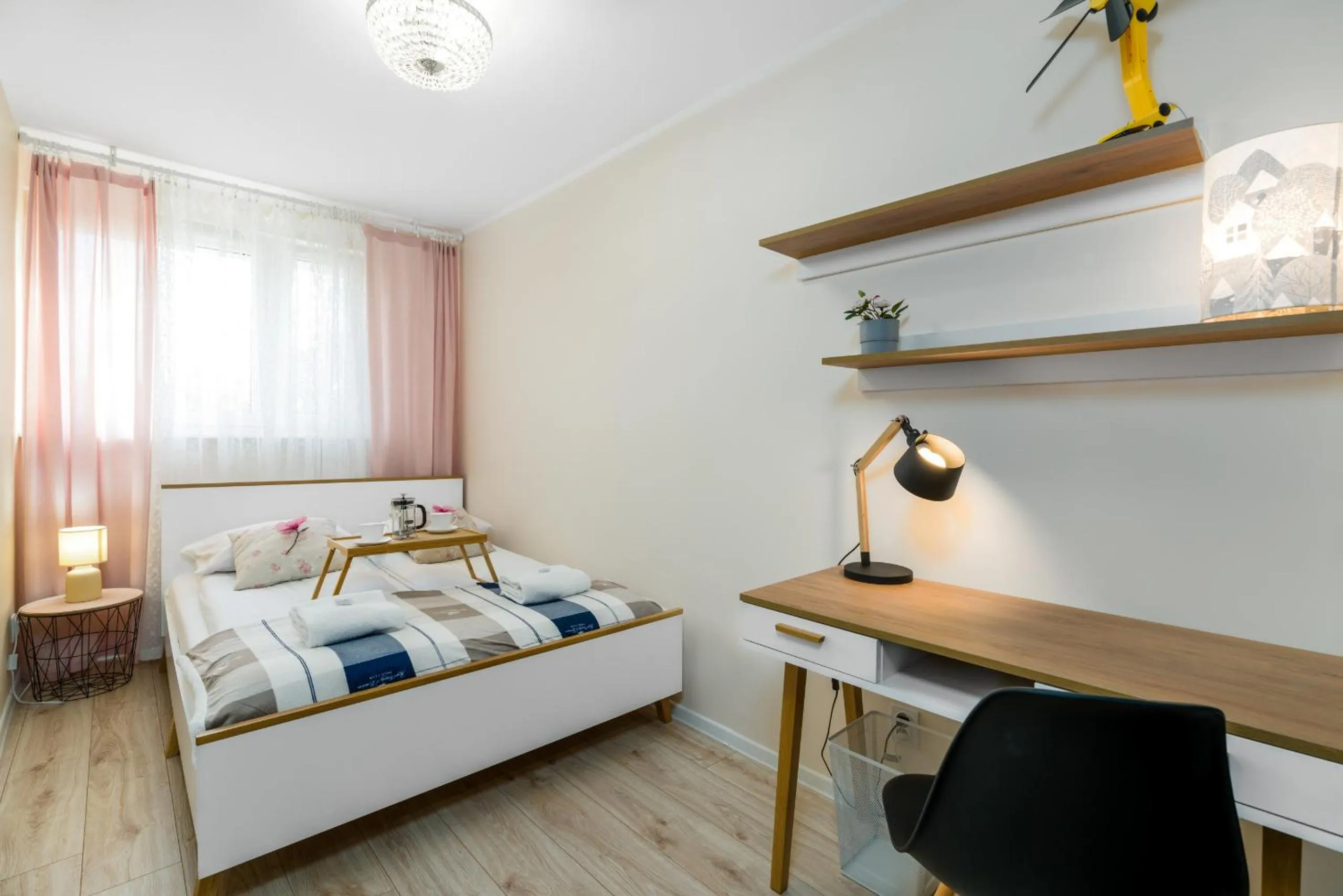 Bedroom, Bed in Apartment Poznan Park Cytadela by Noclegi Renters