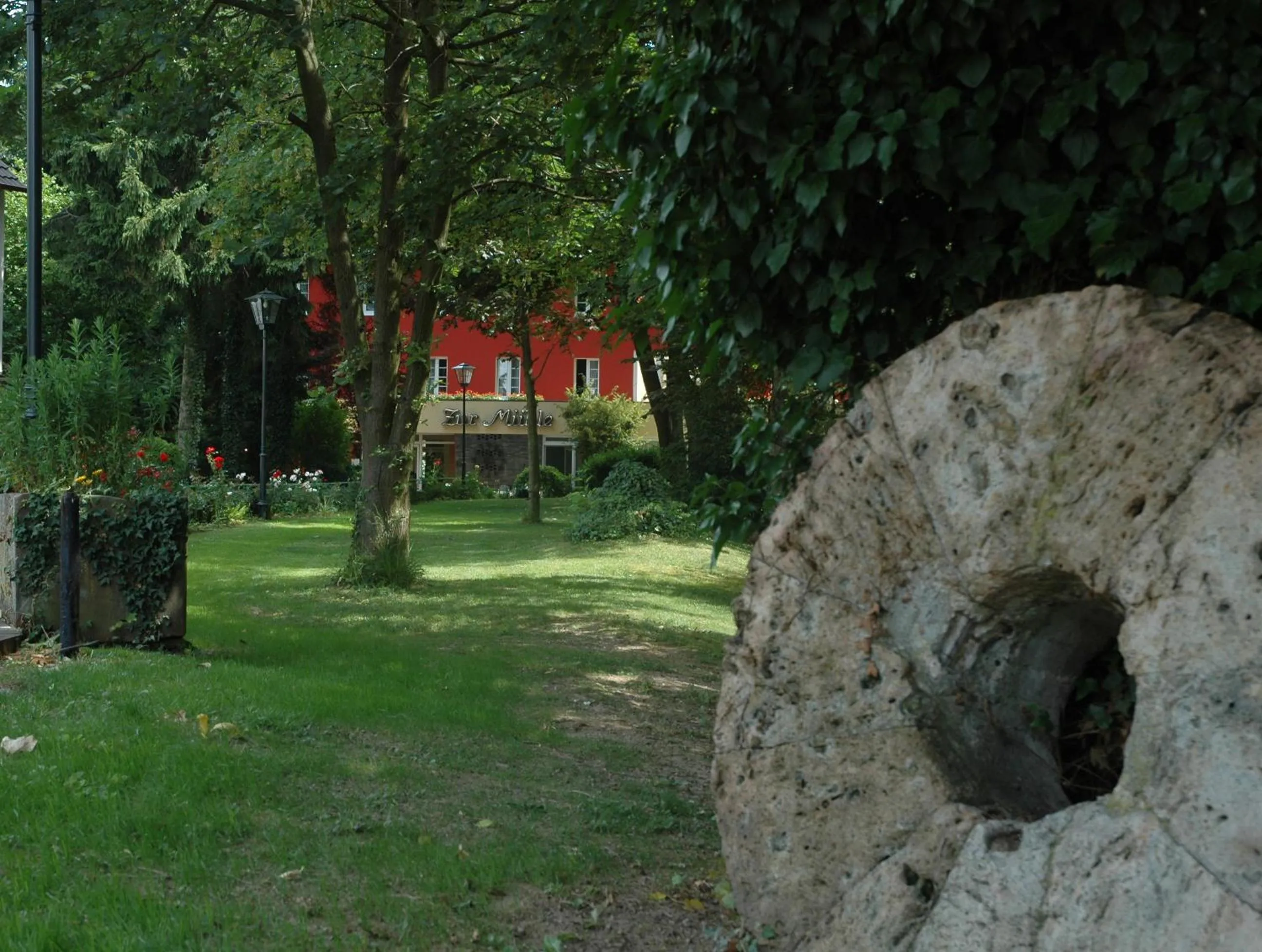 Garden in Hotel Zur Mühle