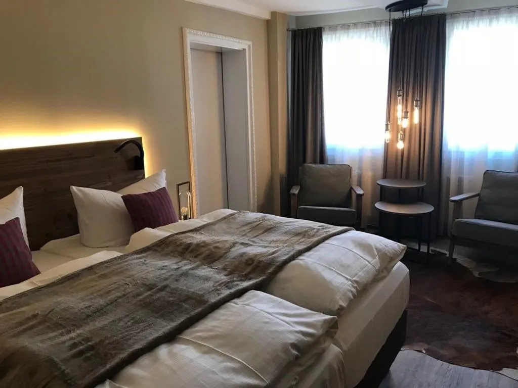 Bed in Romantisches Hotel Menzhausen