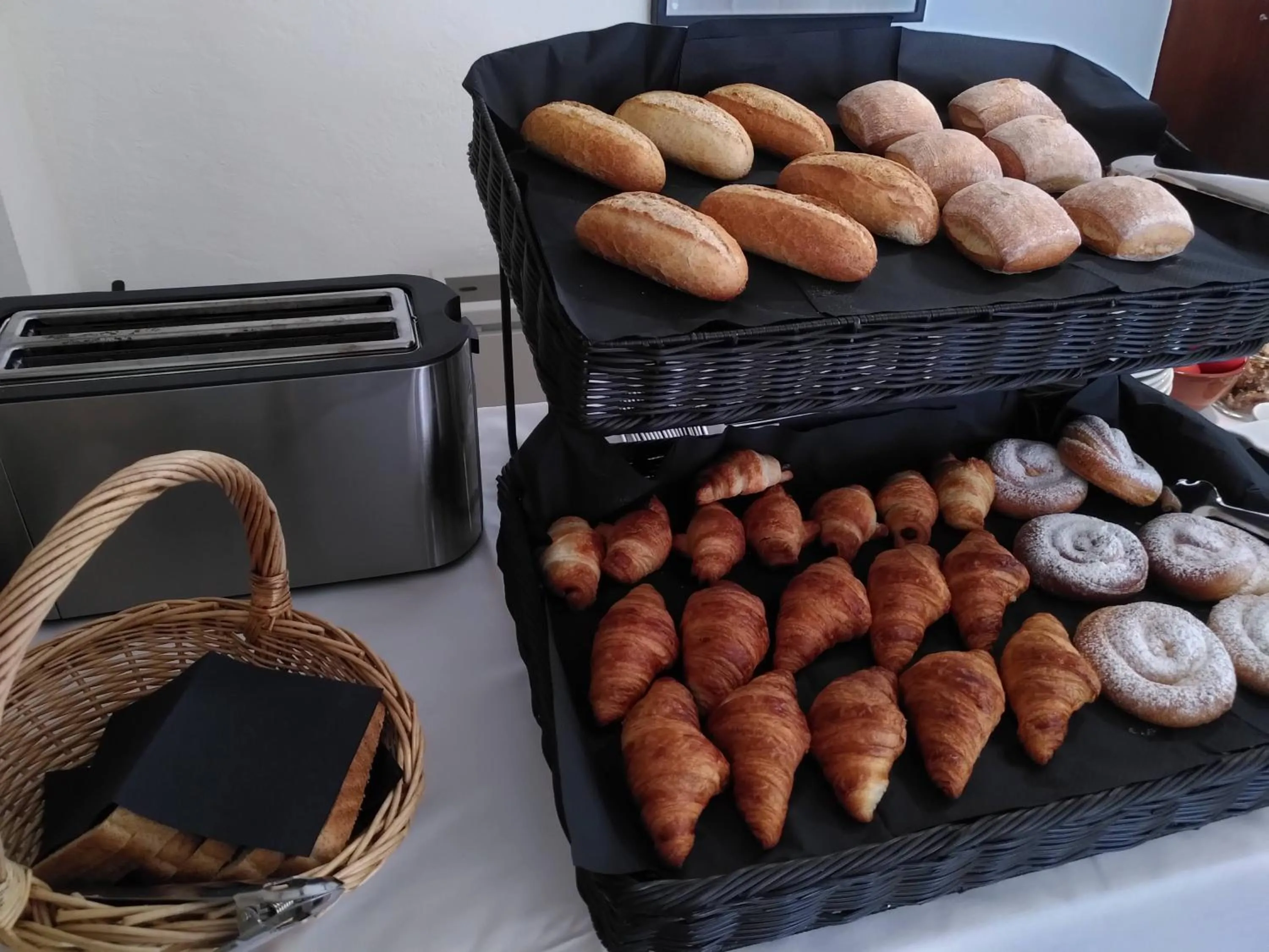 Buffet breakfast in Hotel Mas del Sol