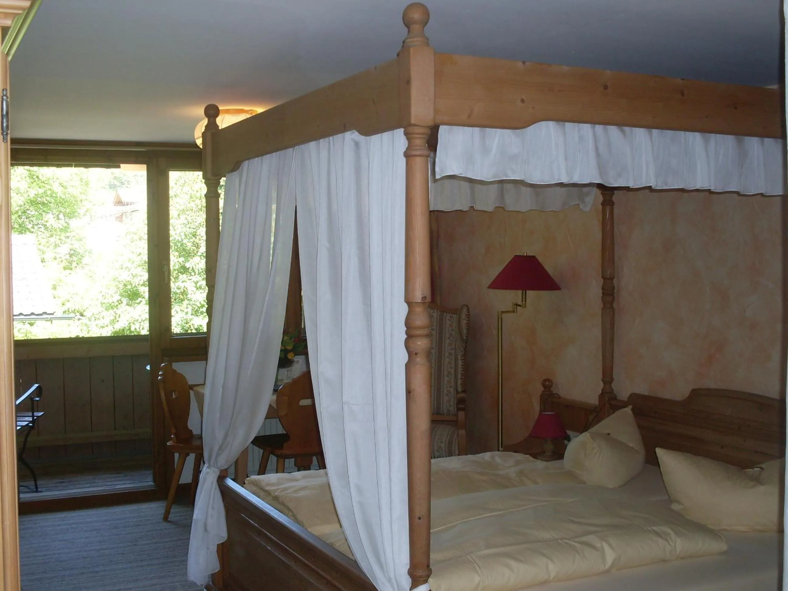 Photo of the whole room, Bed in Gasthof Ochsenwirt