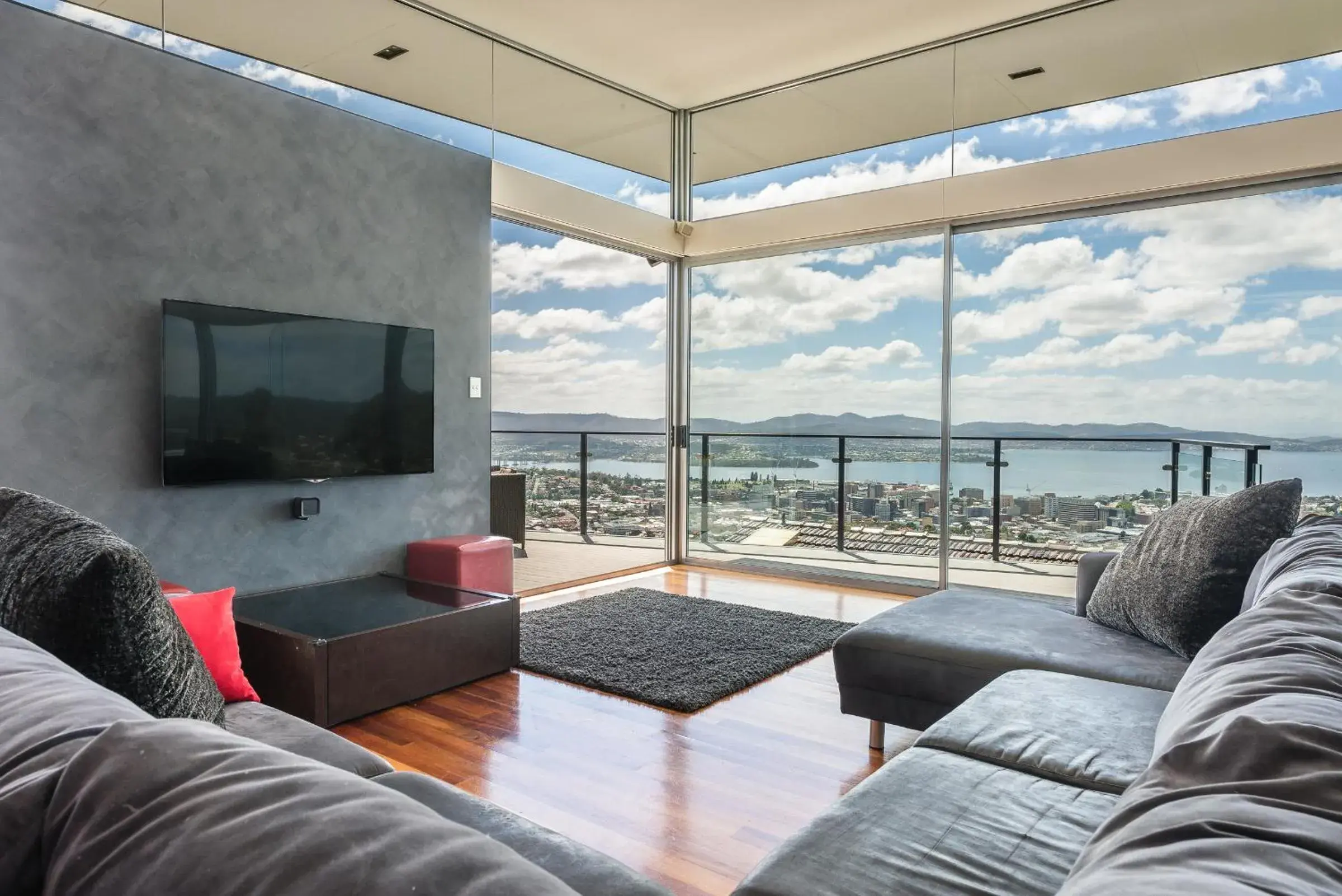 Vacation Home in Hobart View Vacation Home in Hobart View