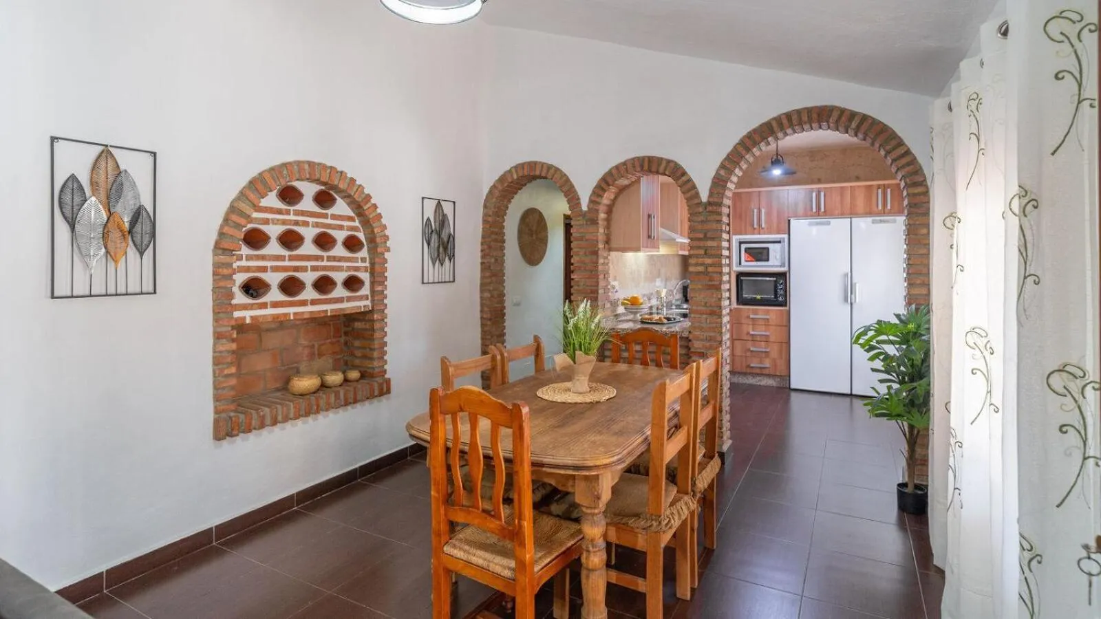 Dining area in Casa Herrero El Borge by Ruralidays
