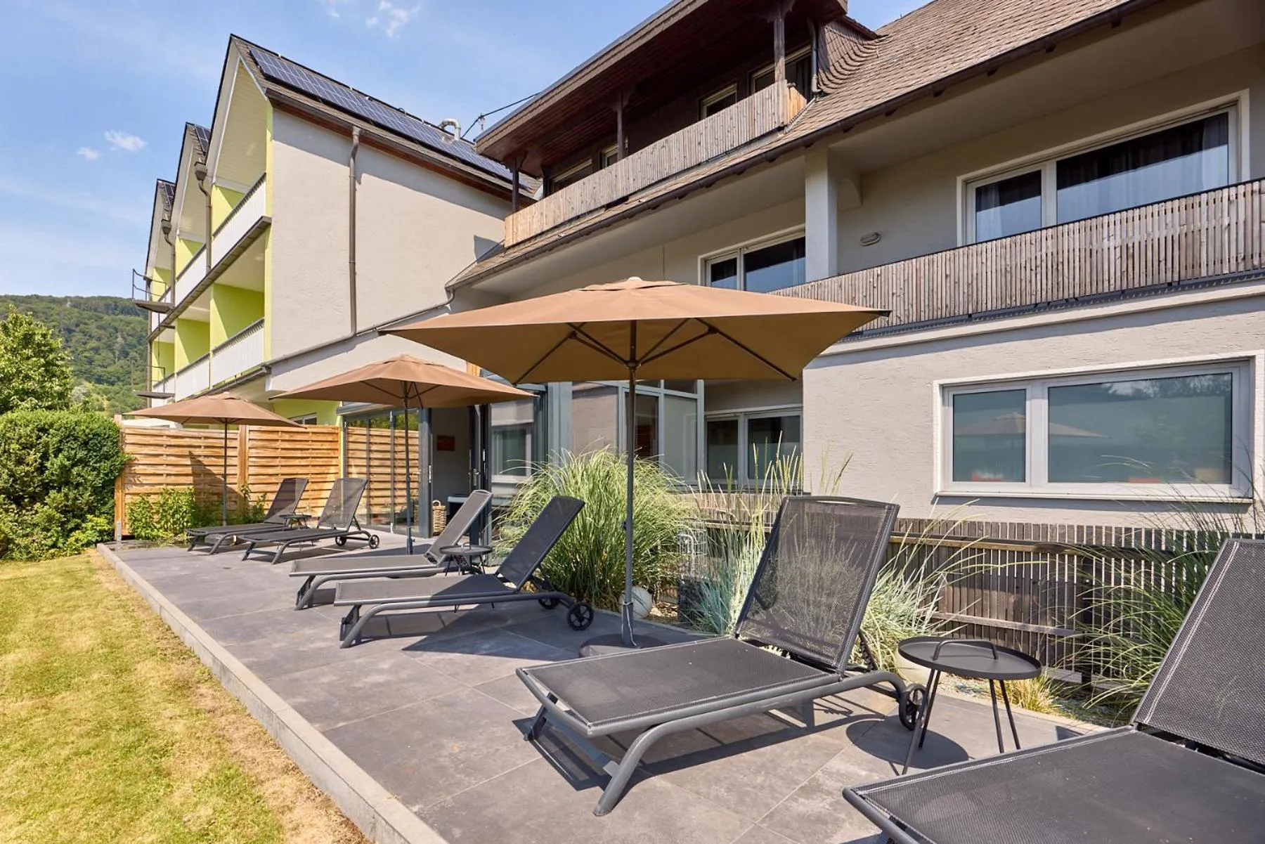 Balcony/Terrace in Moselhotel Weinhaus Simon `Sauna`Restaurant`ELadesäule