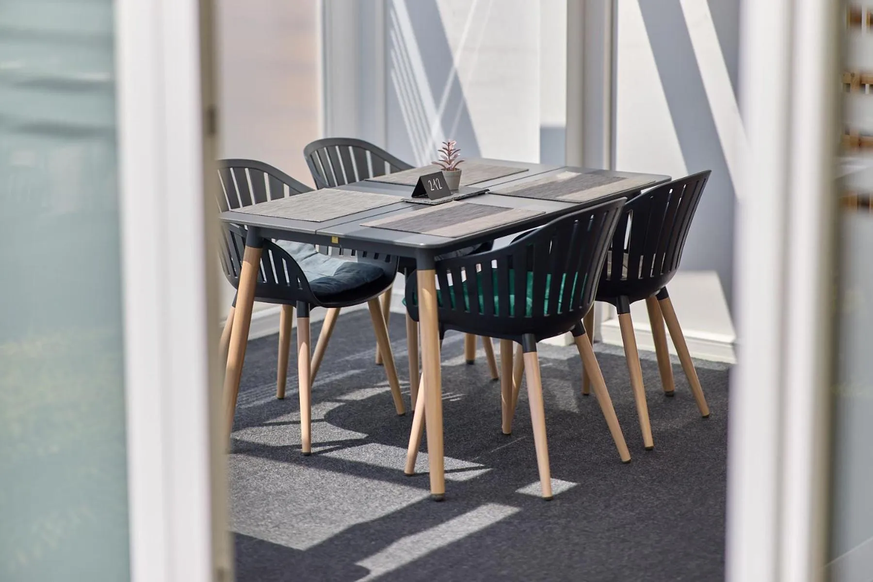 Restaurant/places to eat in Moselhotel Weinhaus Simon `Sauna`Restaurant`ELadesäule