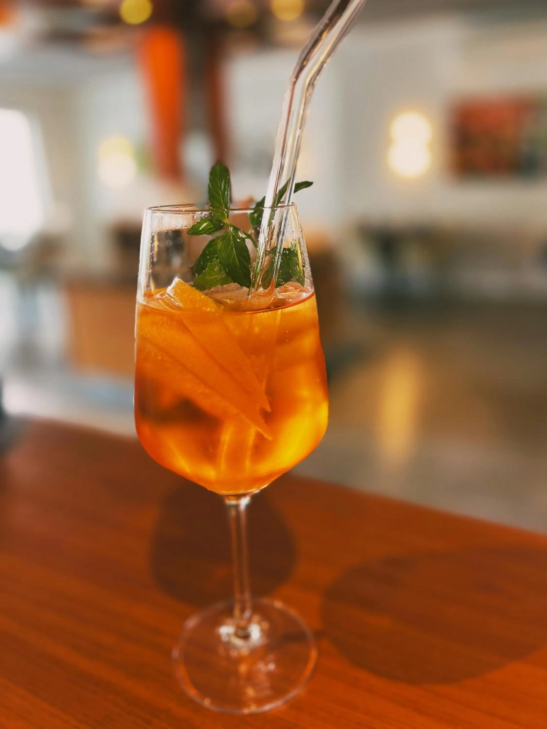 Restaurant/places to eat in Moselhotel Weinhaus Simon `Sauna`Restaurant`ELadesäule