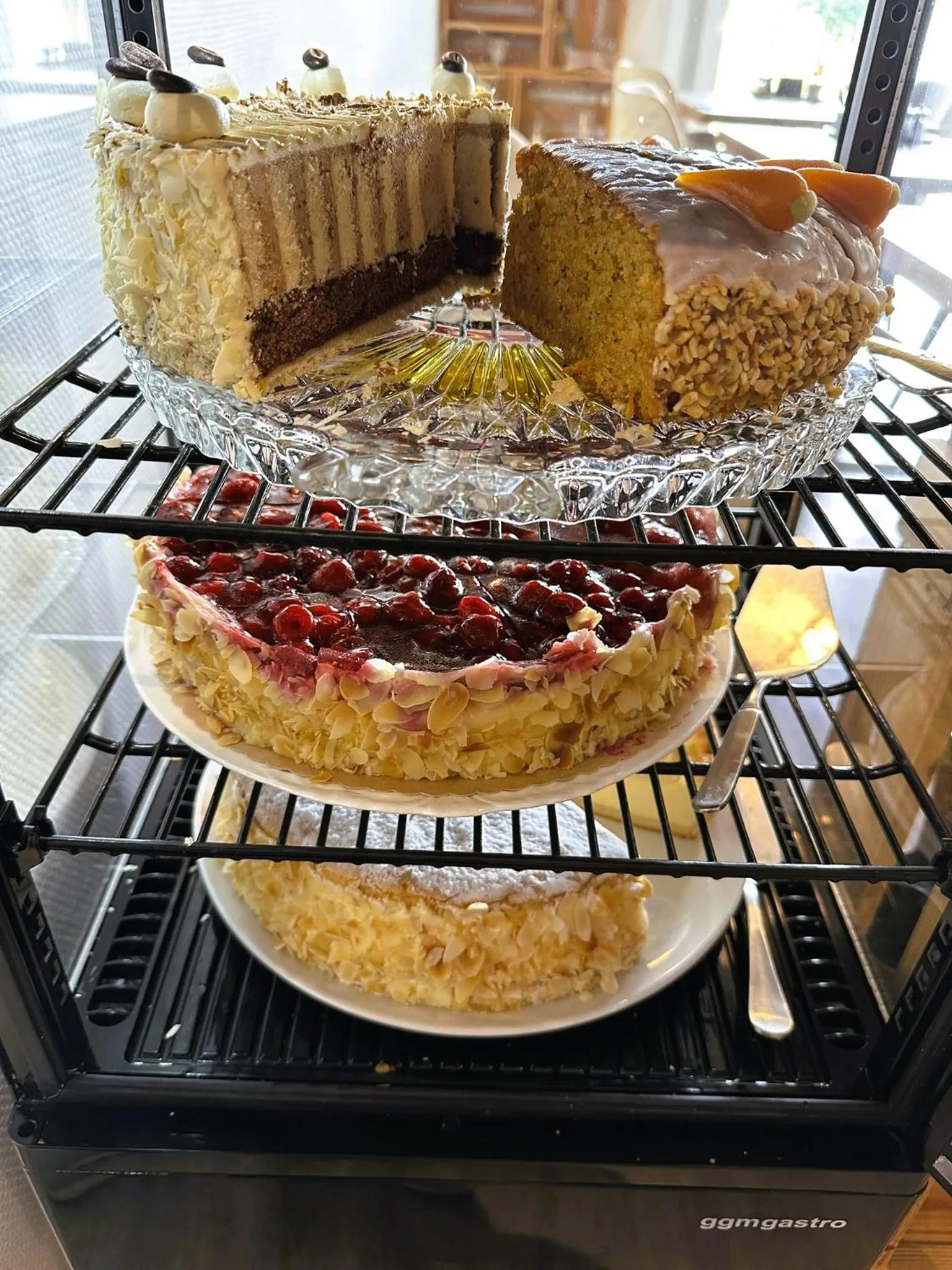 Restaurant/places to eat in Moselhotel Weinhaus Simon `Sauna`Restaurant`ELadesäule