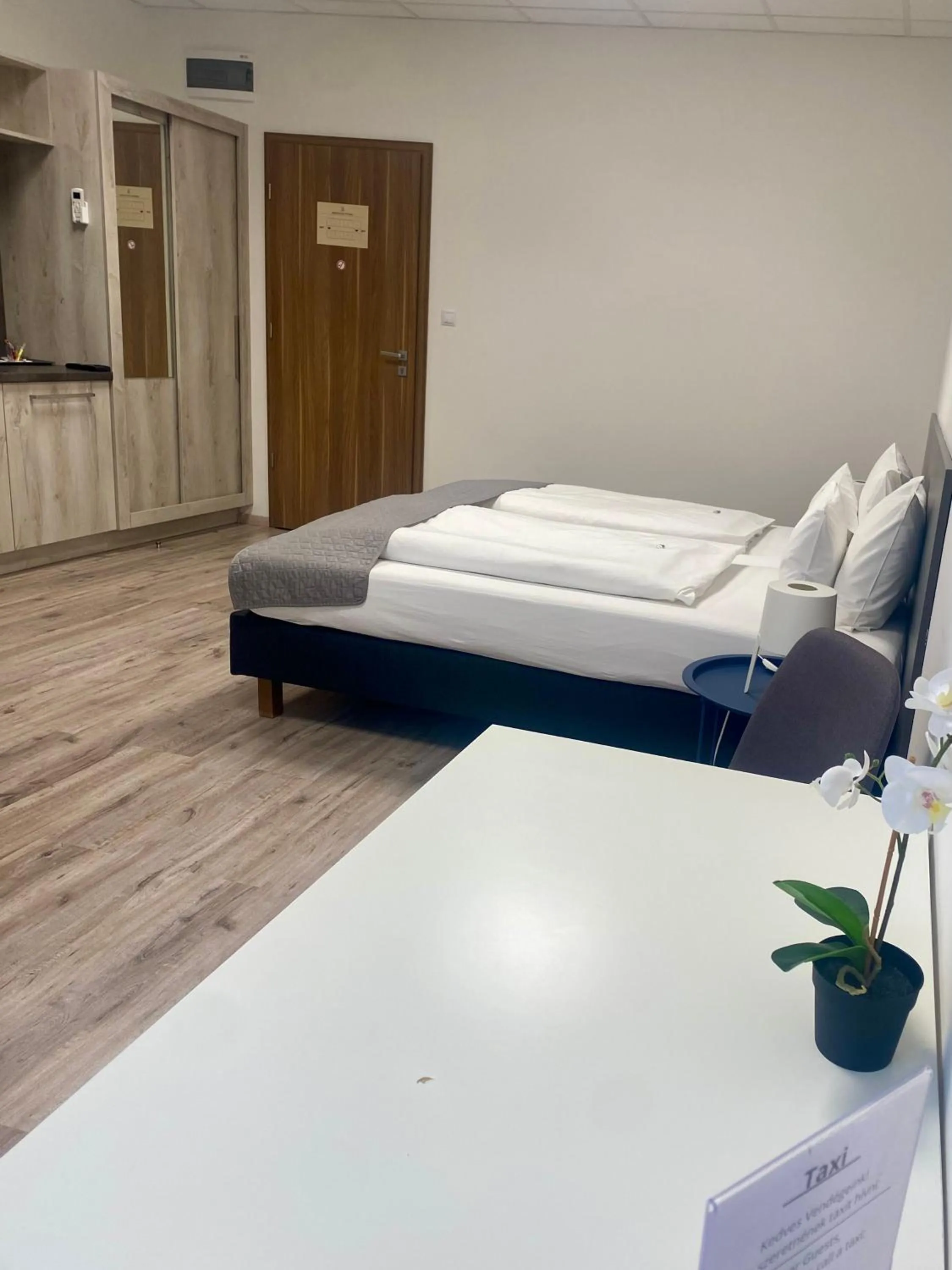 Bed in Vecsési Rendezvényközpont és Panzió