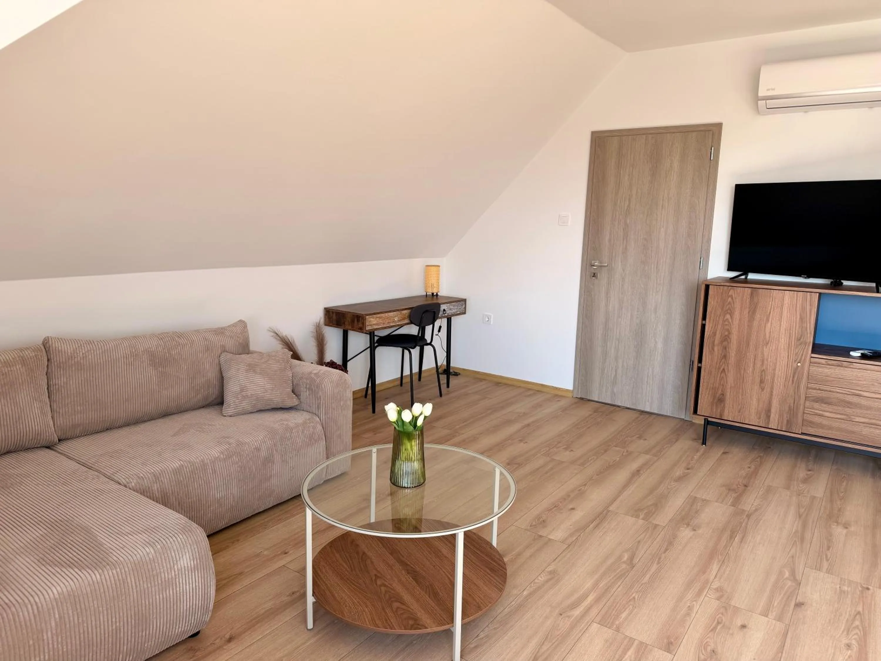 Vecsési Rendezvényközpont és Panzió