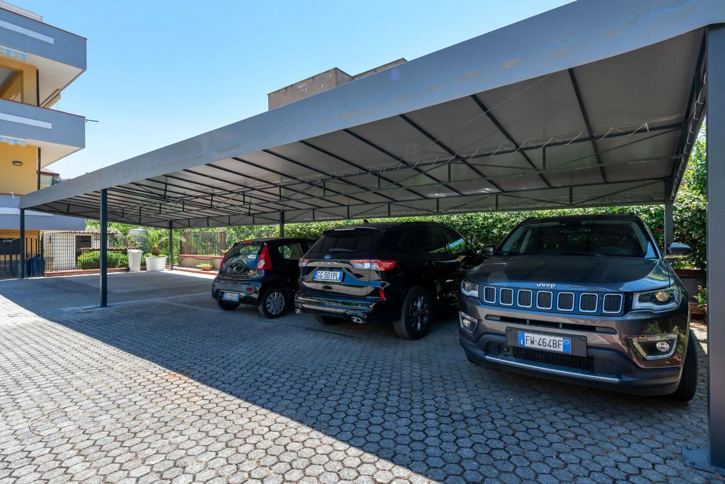 Parking in Bed and Breakfast Marlè