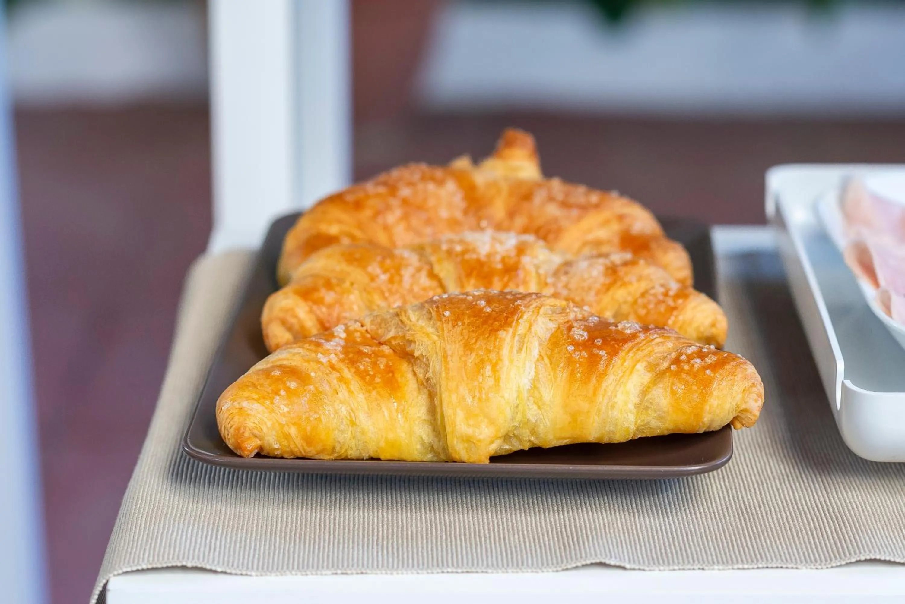 Food and drinks in Marlè Rooms