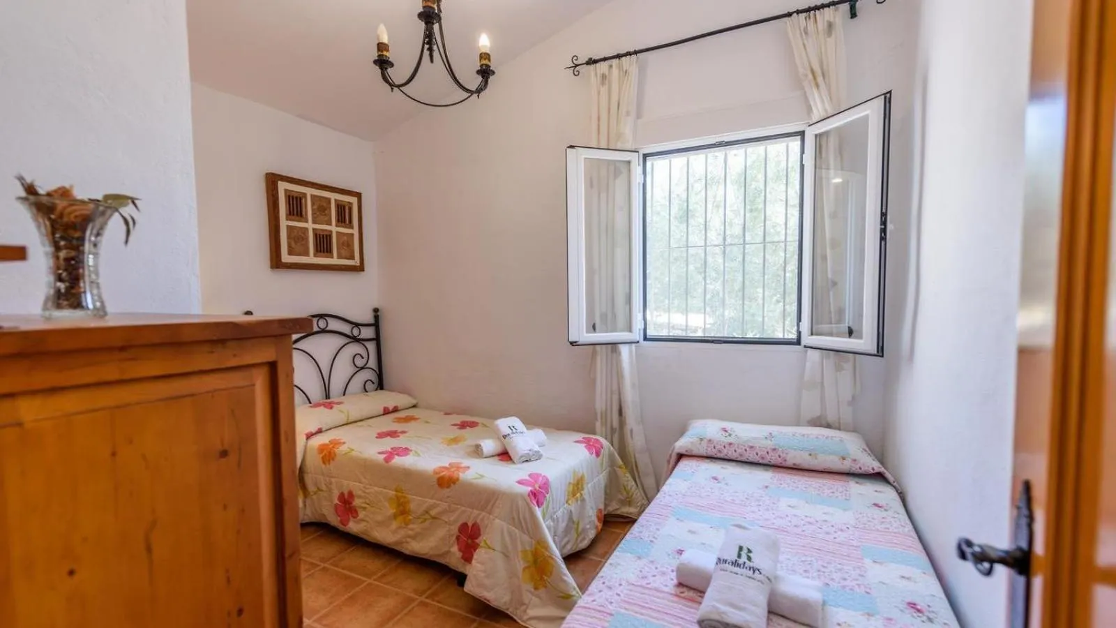 Bedroom, Bed in Casa Francisca Antequera - La Higuera by Ruralidays