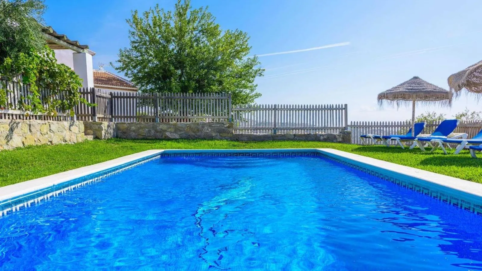 Swimming pool in Casa Francisca Antequera - La Higuera by Ruralidays