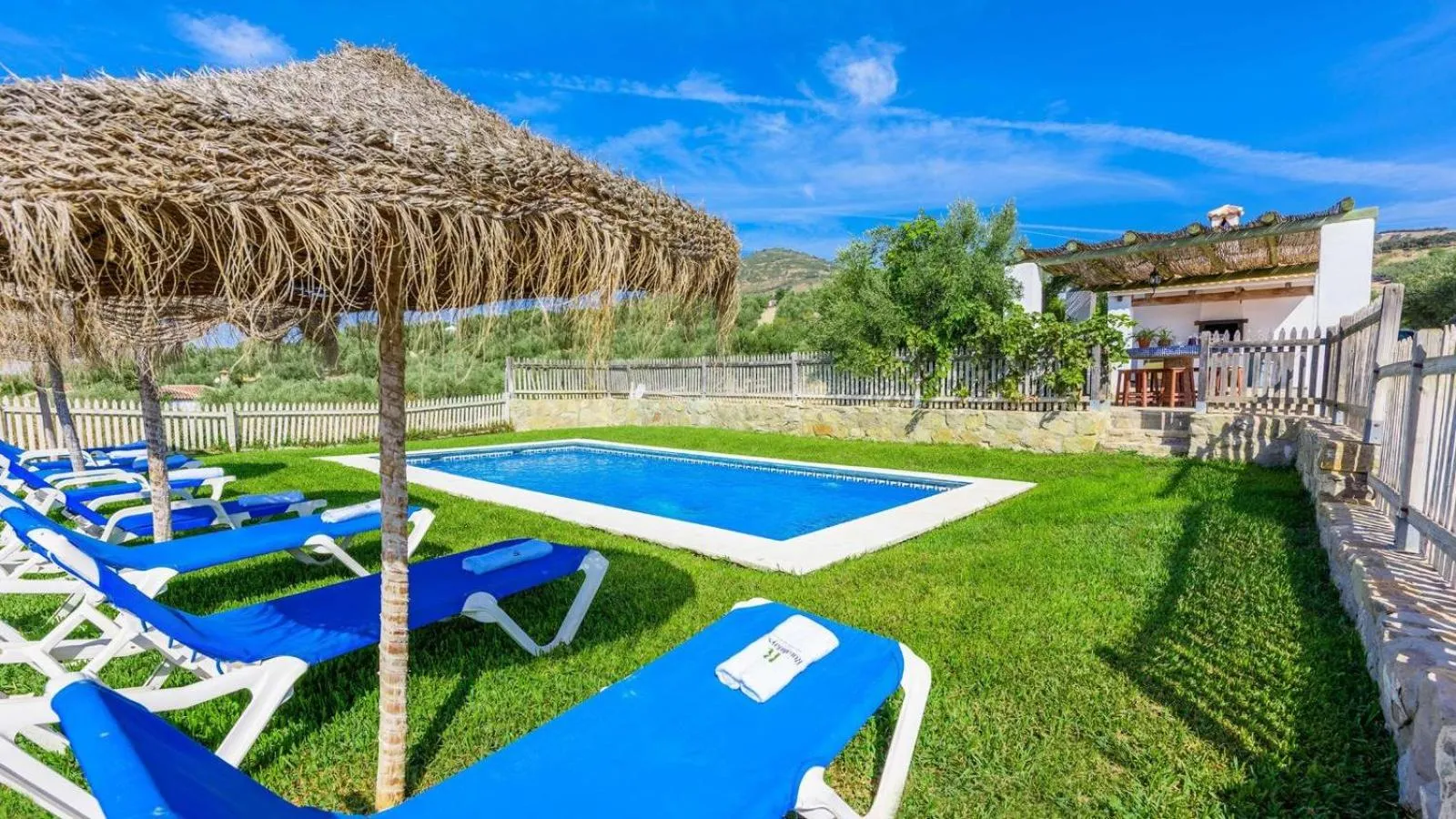 Swimming pool in Casa Francisca Antequera - La Higuera by Ruralidays