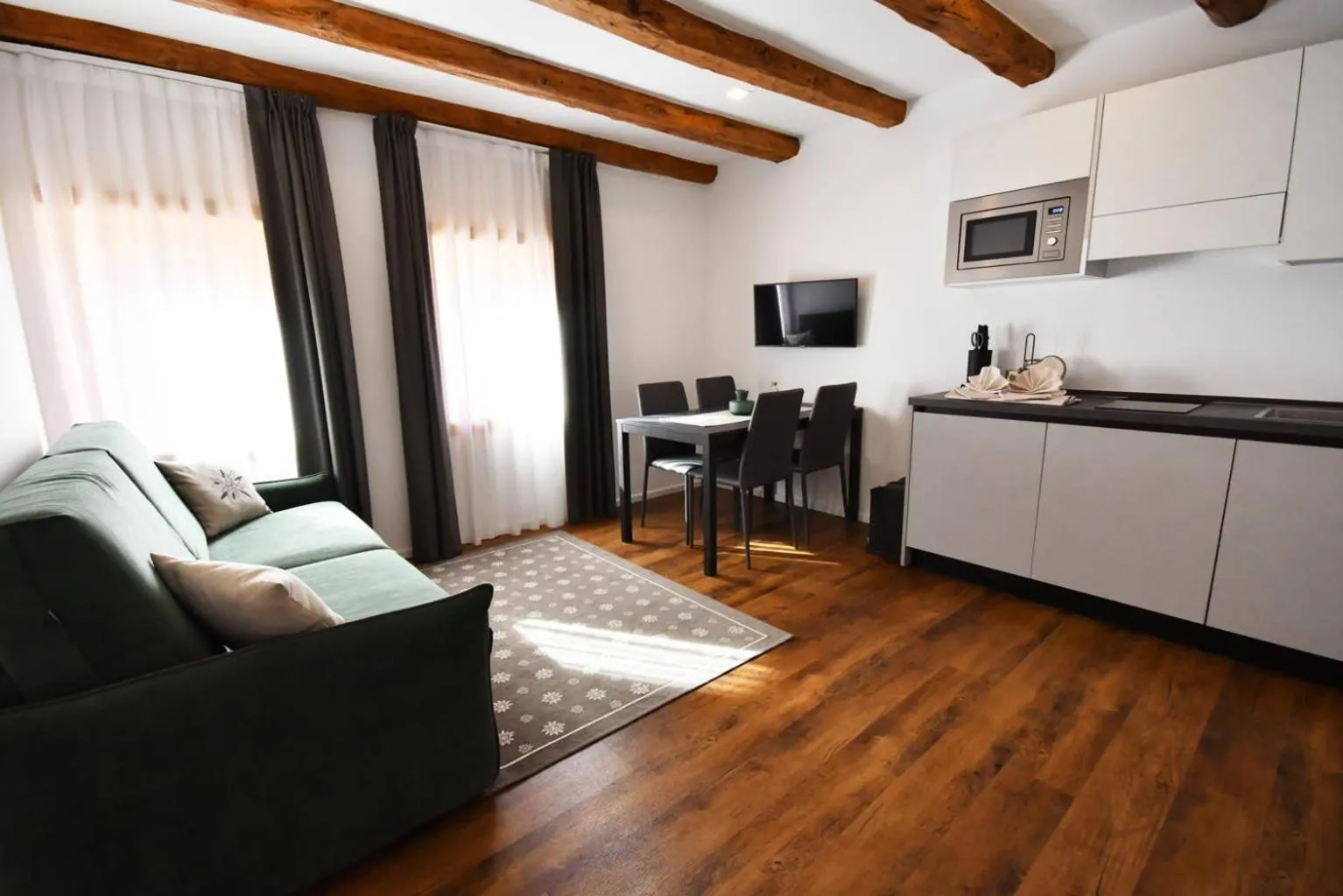 Living room in Maison Boutique Fior d'Alpe