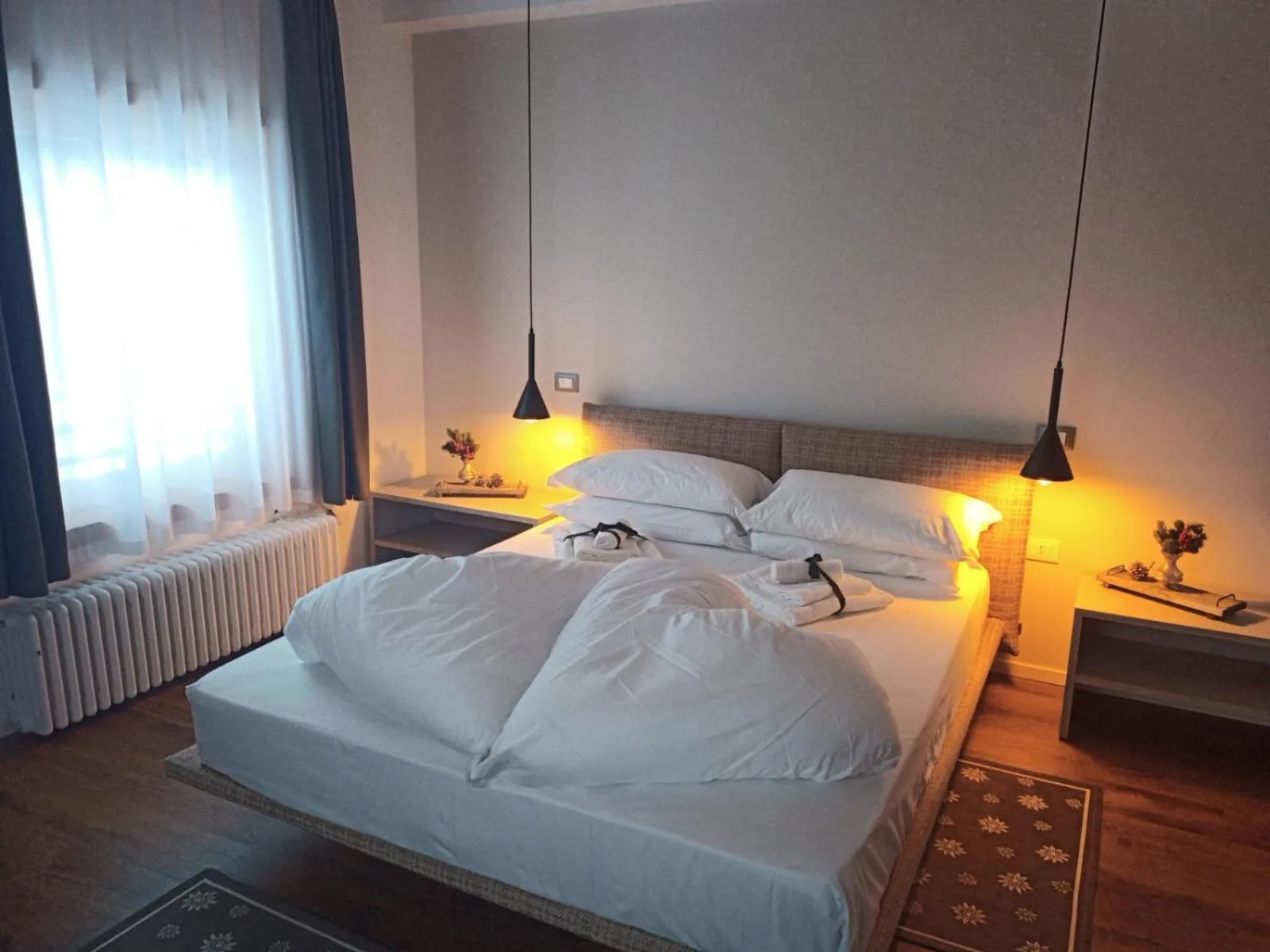 Bedroom, Bed in Maison Boutique Fior d'Alpe