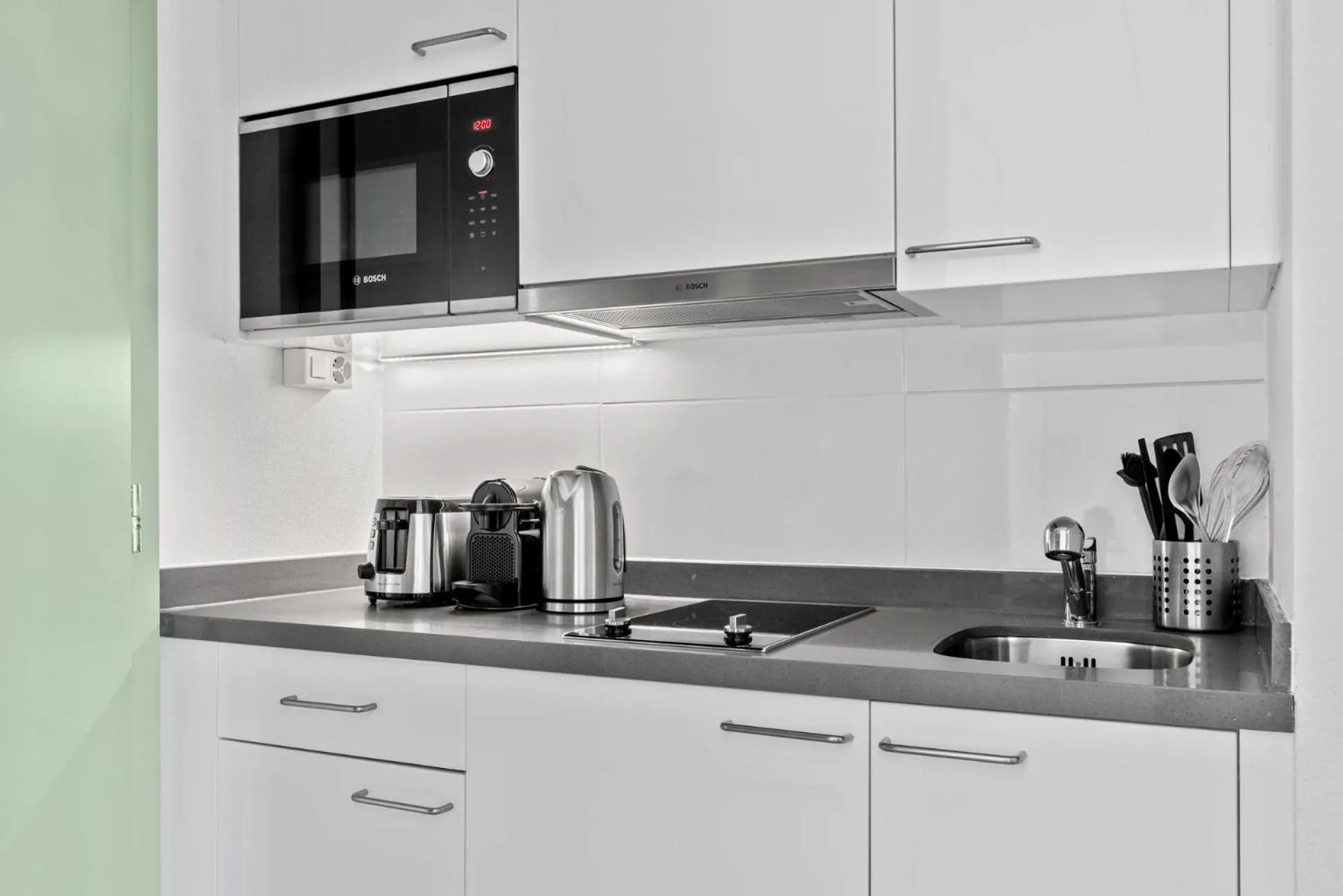 Kitchen or kitchenette in Berne 2 - Self Check In by Homenhancement