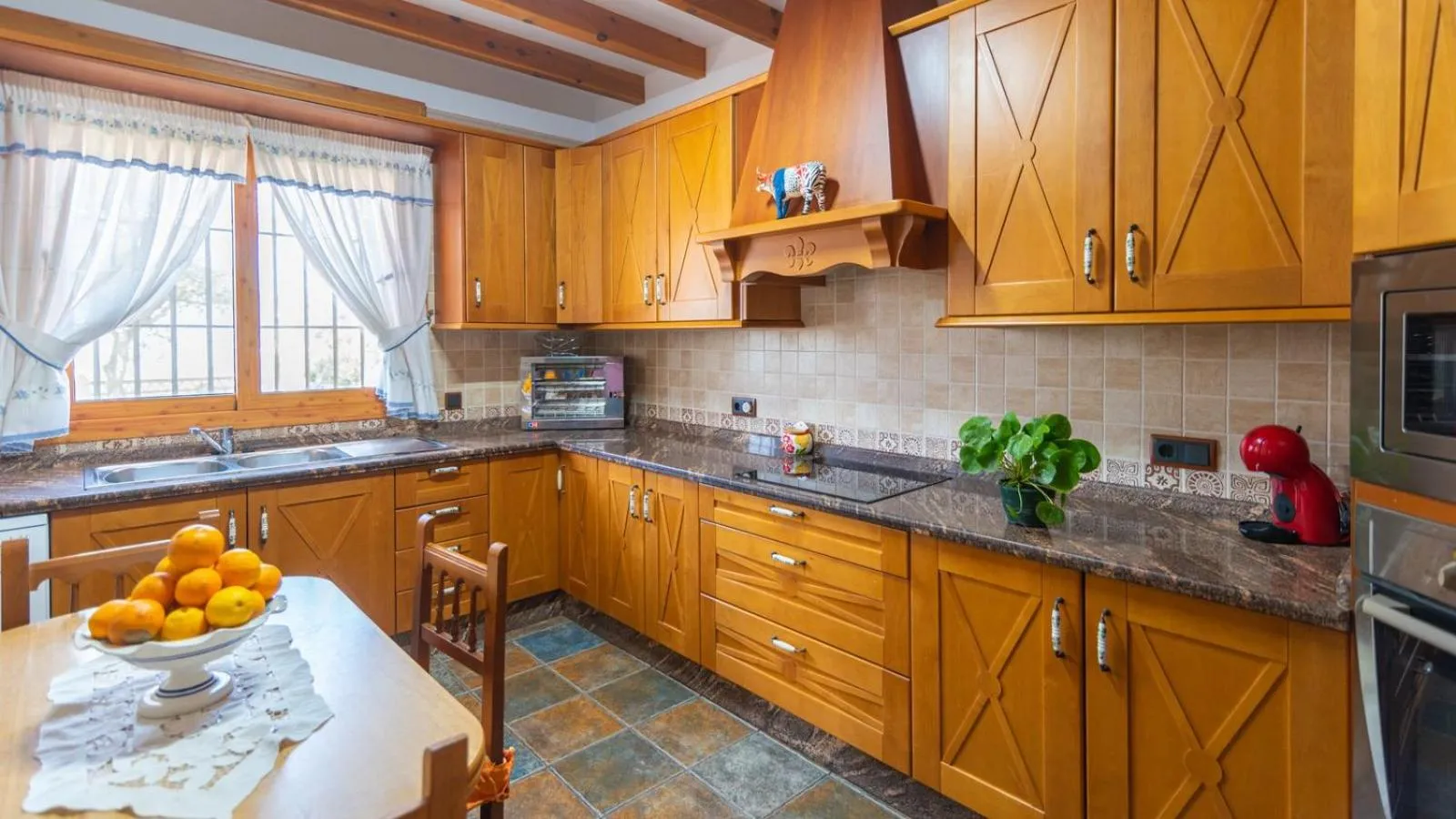 Kitchen or kitchenette in Villa Paraiso Andaluz Sedella by Ruralidays