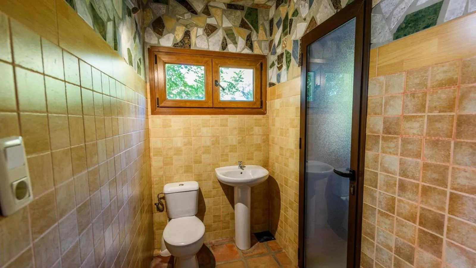 Bathroom in Villa Paraiso Andaluz Sedella by Ruralidays